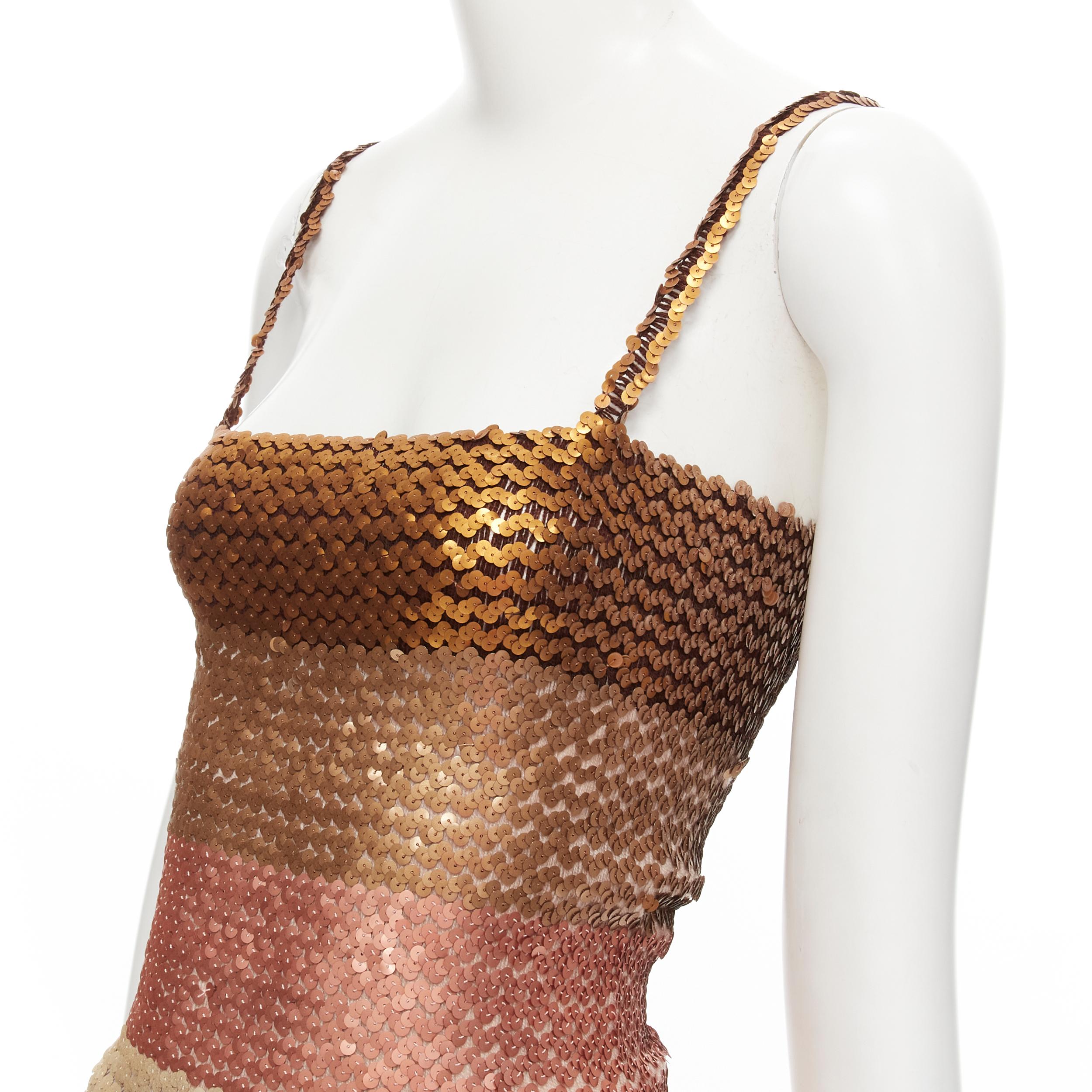 RITMO DI PERLA Vintage ombre gold sequins cami top pencil skirt dress IT44 M 
Reference: GIYG/A00151 
Brand: Ritmo Di Perla 
Material: Acetate 
Color: Gold 
Pattern: Solid 
Extra Detail: Stretch fit. Sequinned camisole top and skirt set. 
Made in: