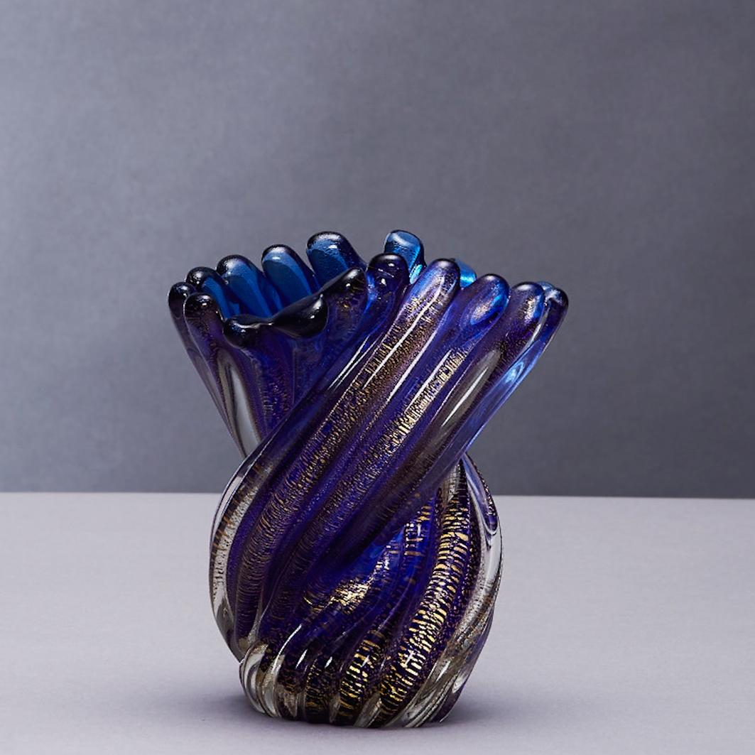 Mid-20th Century Night Blue Ritorto Vase with Gold Leaf by Archimede Seguso Murano 1955 For Sale