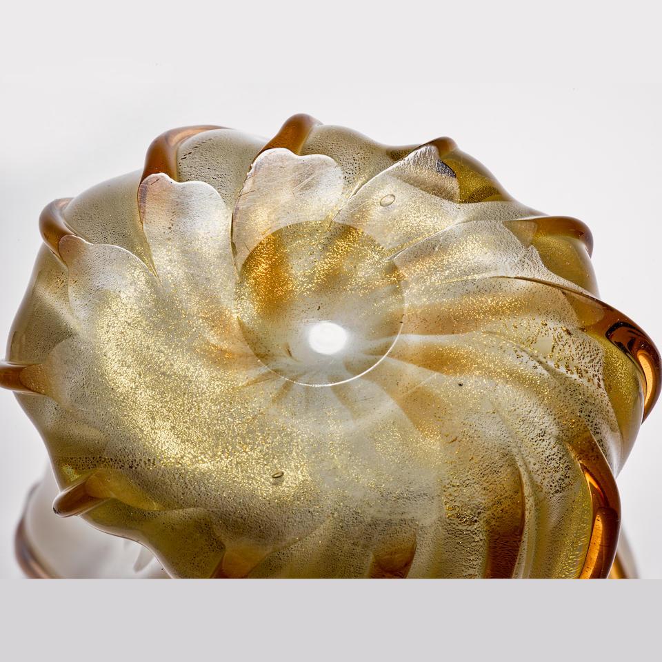 Ritorto Vase with Gold Leaf by Archimede Seguso Murano 1955 For Sale 1