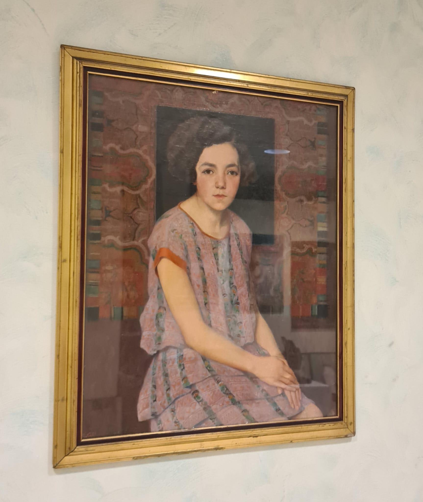 Portrait of a Maiden by painter Ernesto Gai early 1900' In Good Condition For Sale In Torino, IT
