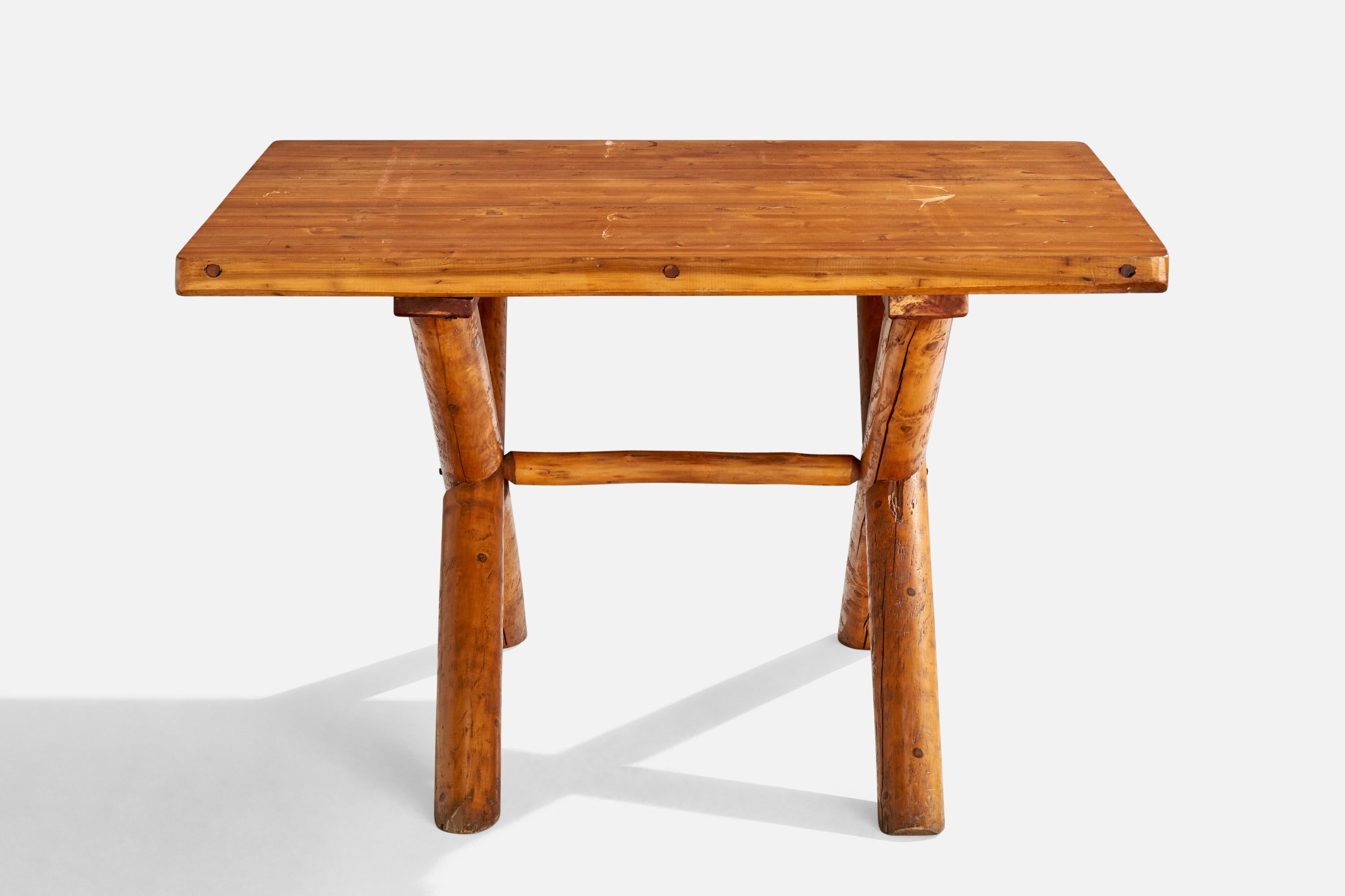 Metà XX secolo Rittenhouse Furniture, Tavolo da pranzo, Pino, USA, anni '40 in vendita