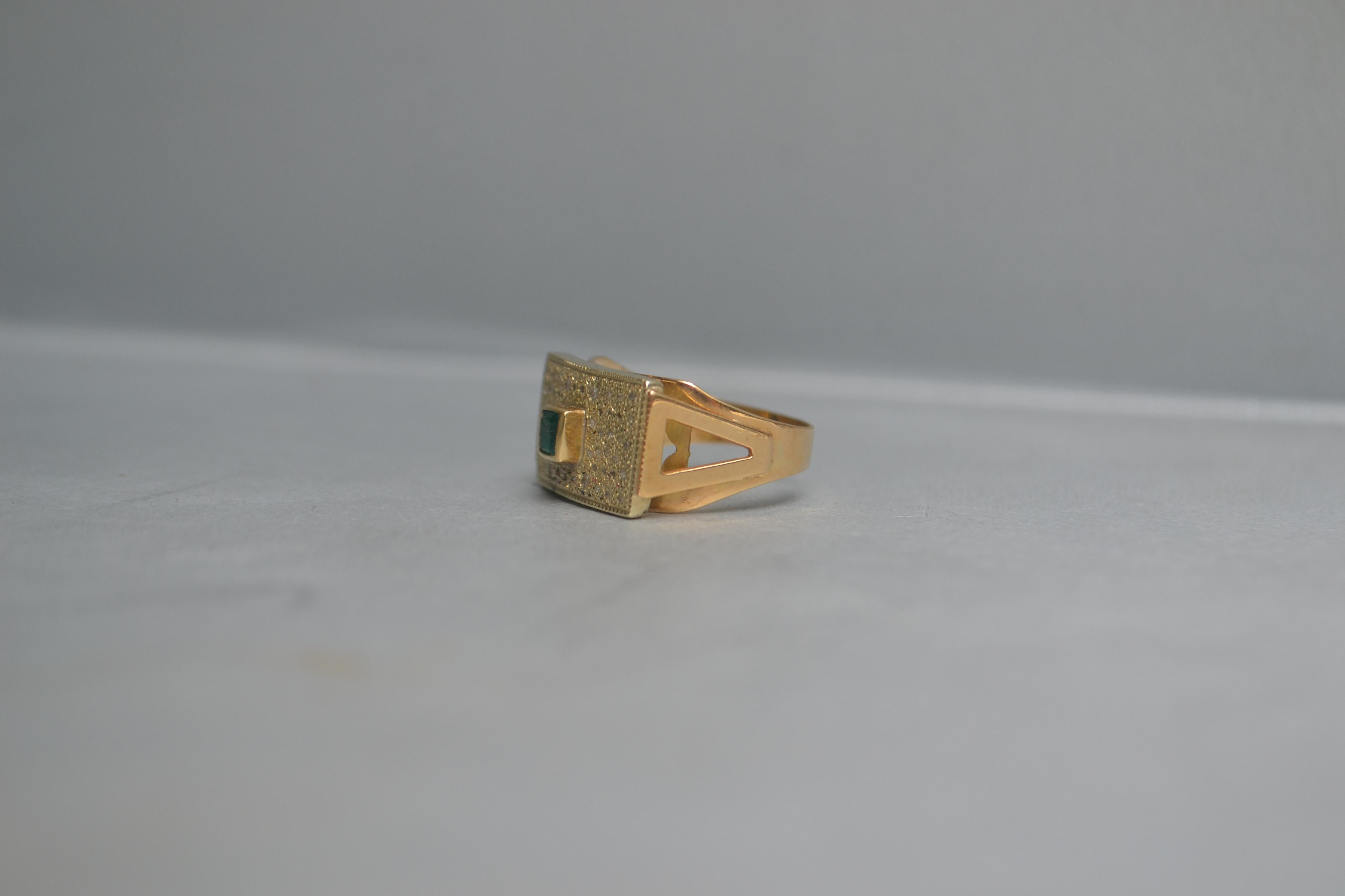 For Sale:  Ritual Love Ring in 18k Gold with Emerald and Diamonds 5