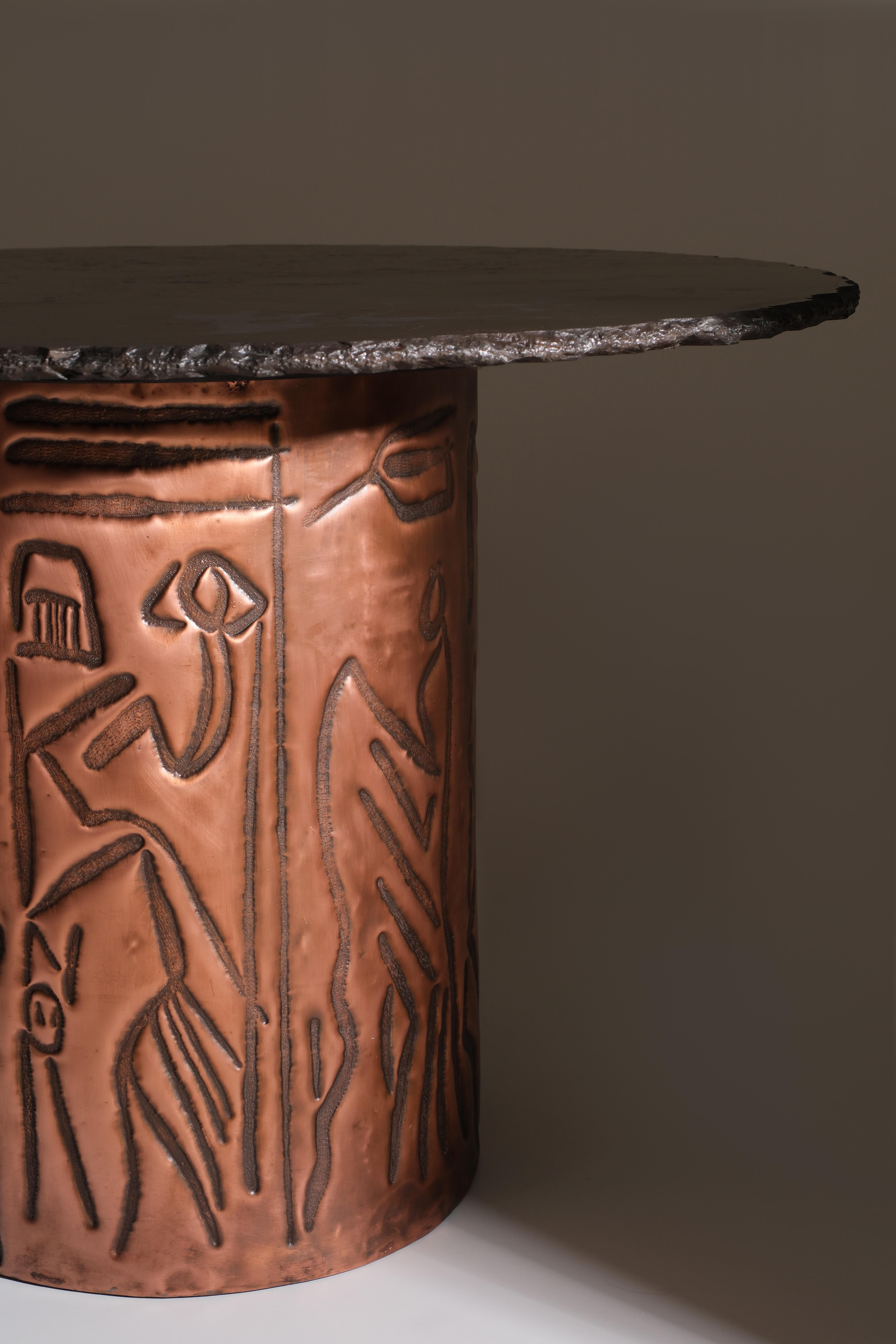 Mesa Ritual de Ayse Zelal Tugrul Moderno en venta
