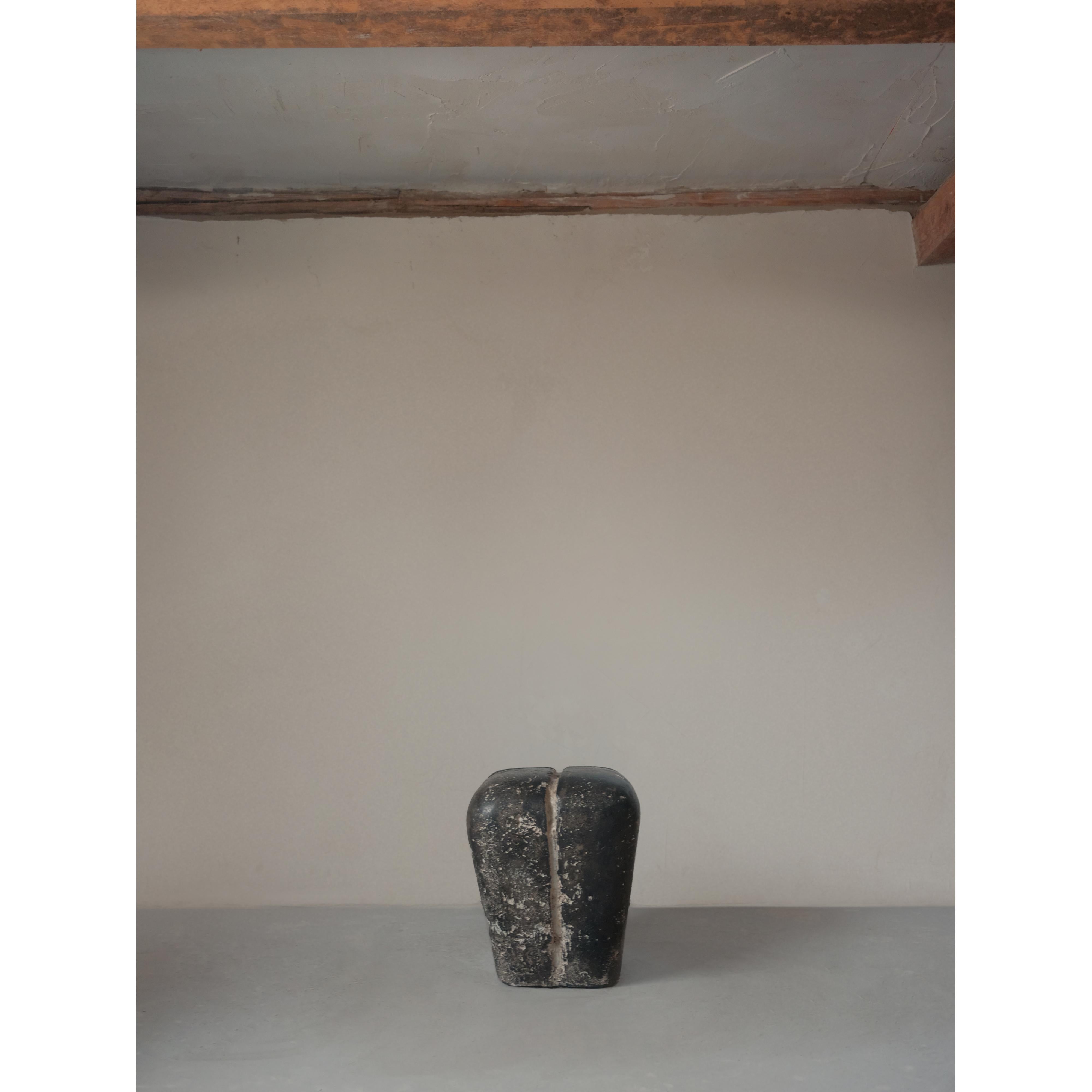 Ritual, Unique Side Table in Hemp Crete by Lucas Tyra Morten im Angebot 6