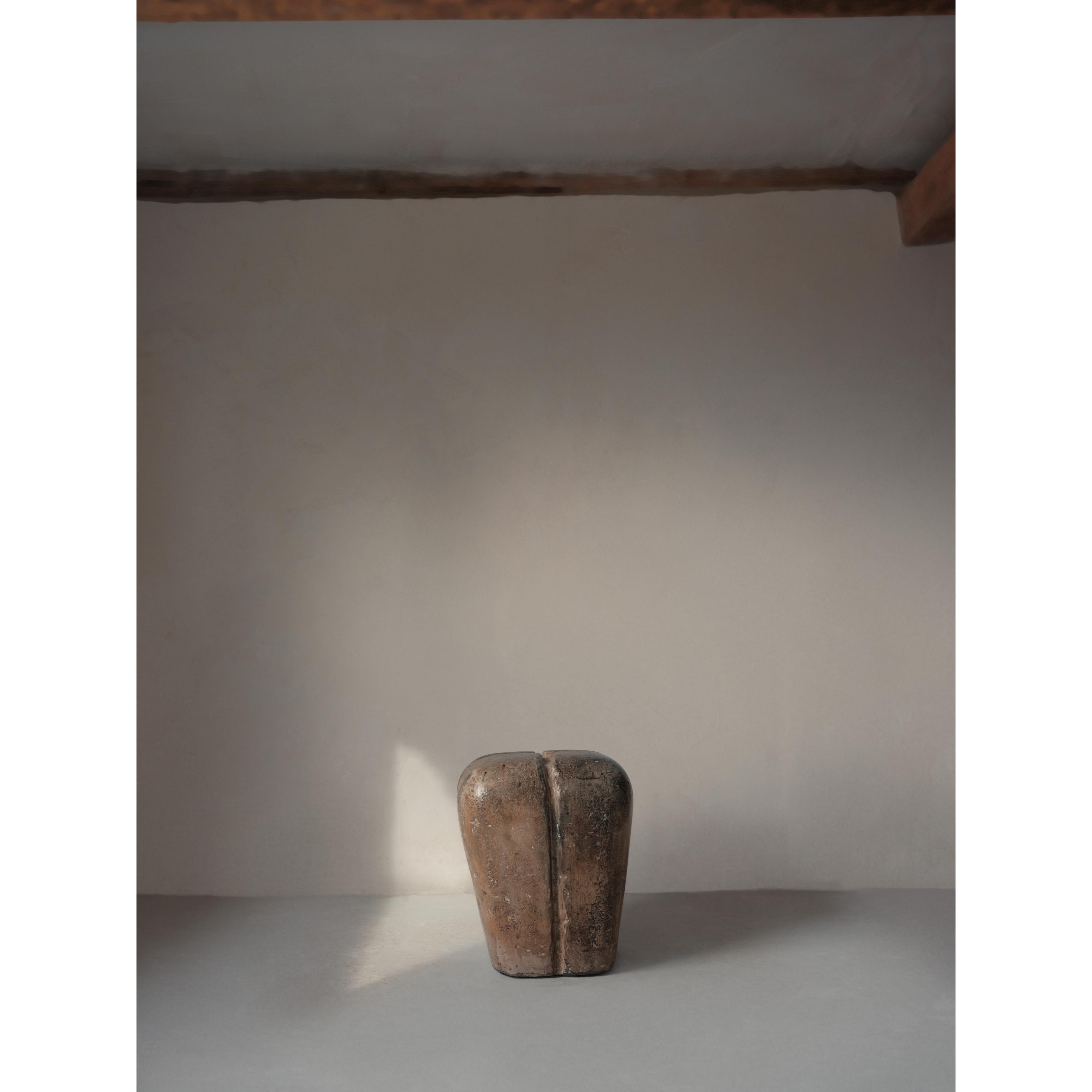Ritual, Unique Side Table in Hemp Crete by Lucas Tyra Morten im Angebot 7