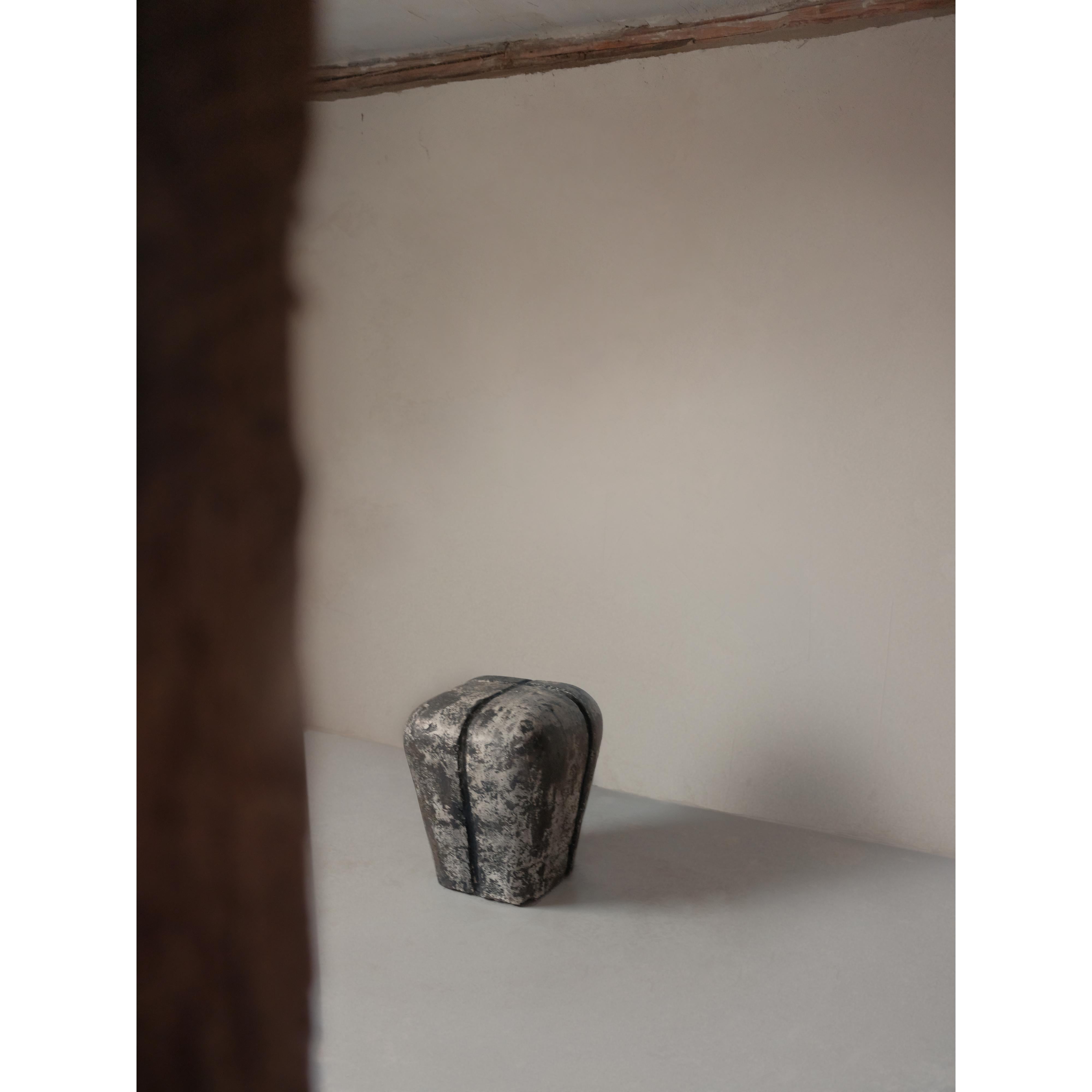 Ritual, Unique Side Table in Hemp Crete by Lucas Tyra Morten im Angebot 7