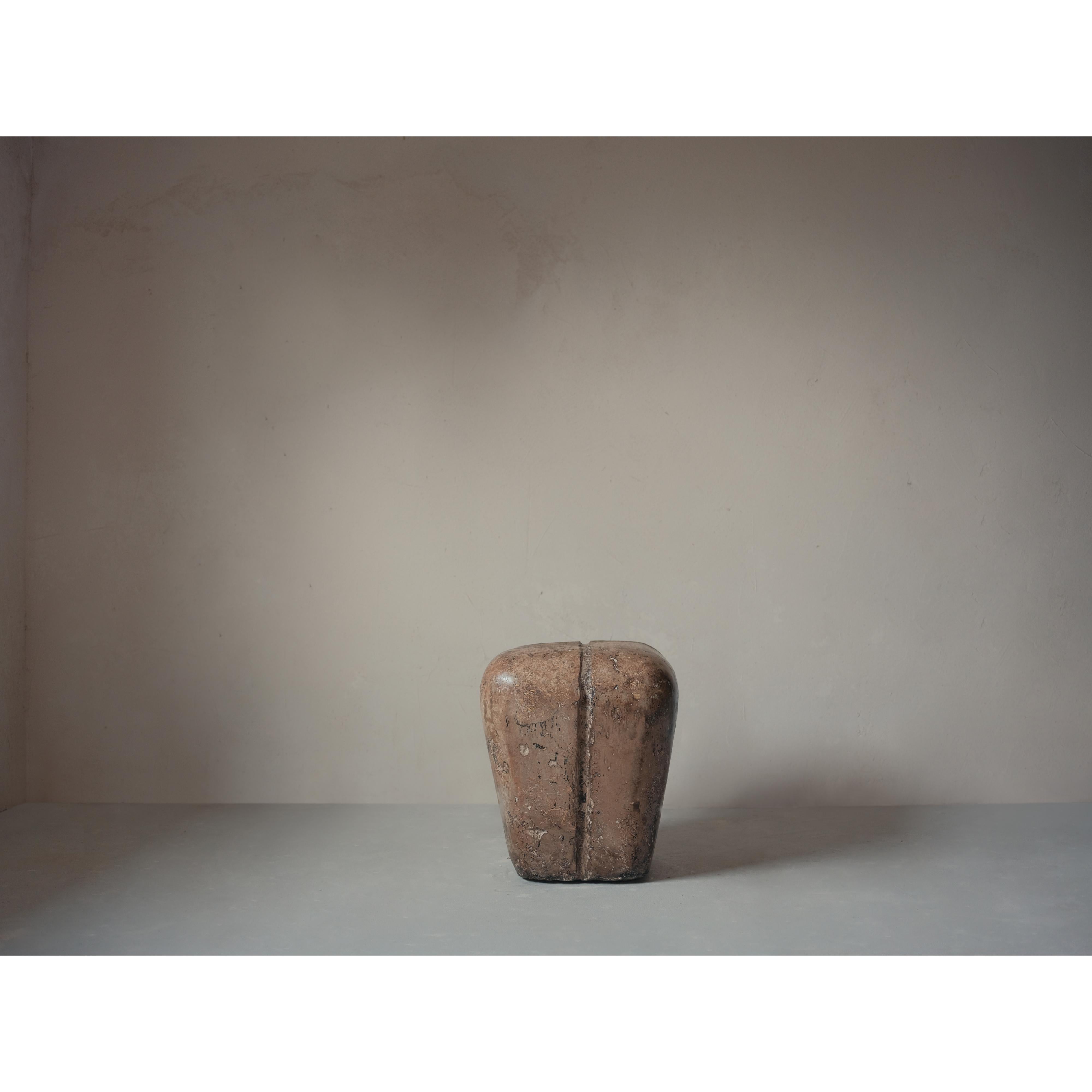 Ritual, Unique Side Table in Hemp Crete by Lucas Tyra Morten im Angebot 8