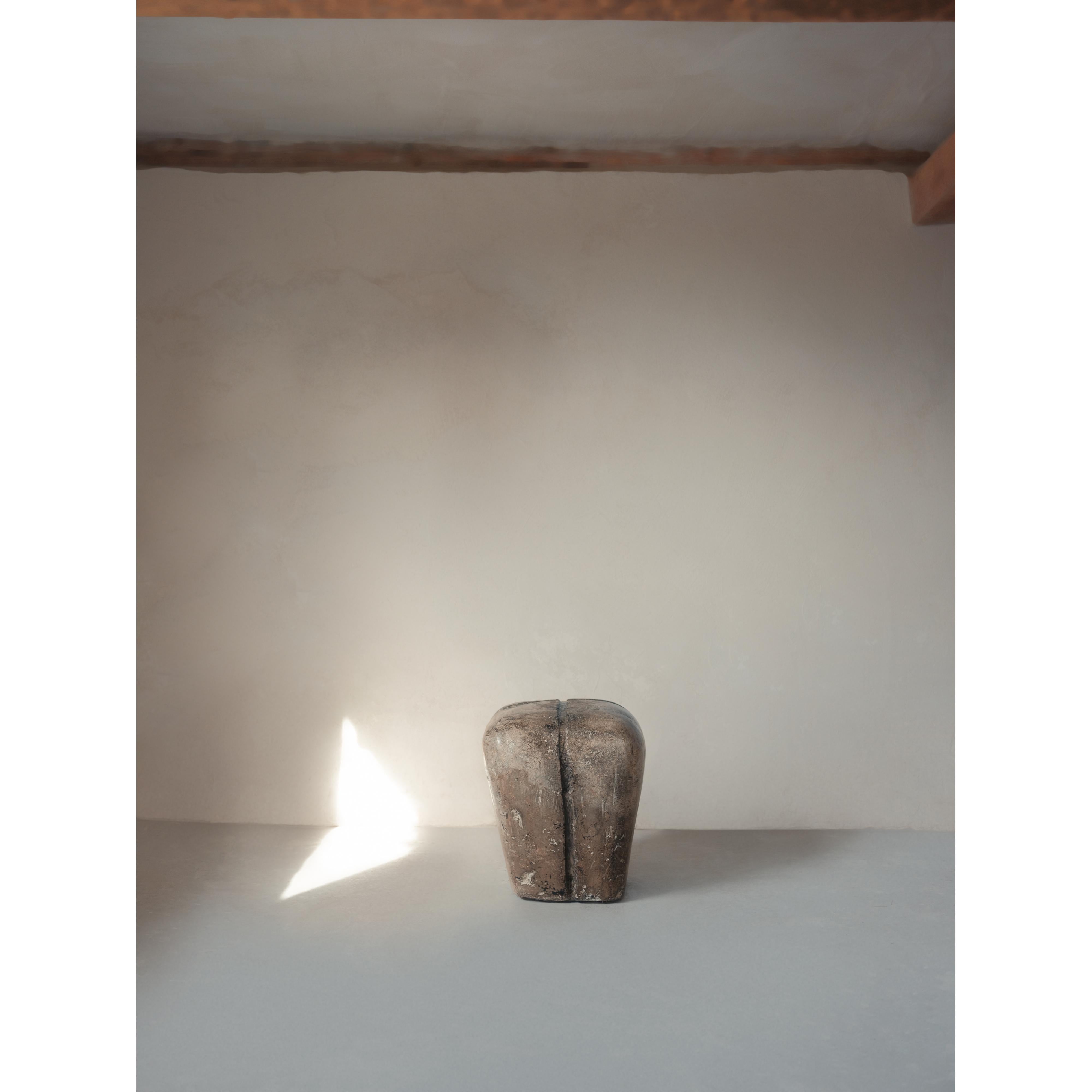 Ritual, Unique Side Table in Hemp Crete by Lucas Tyra Morten im Angebot 12