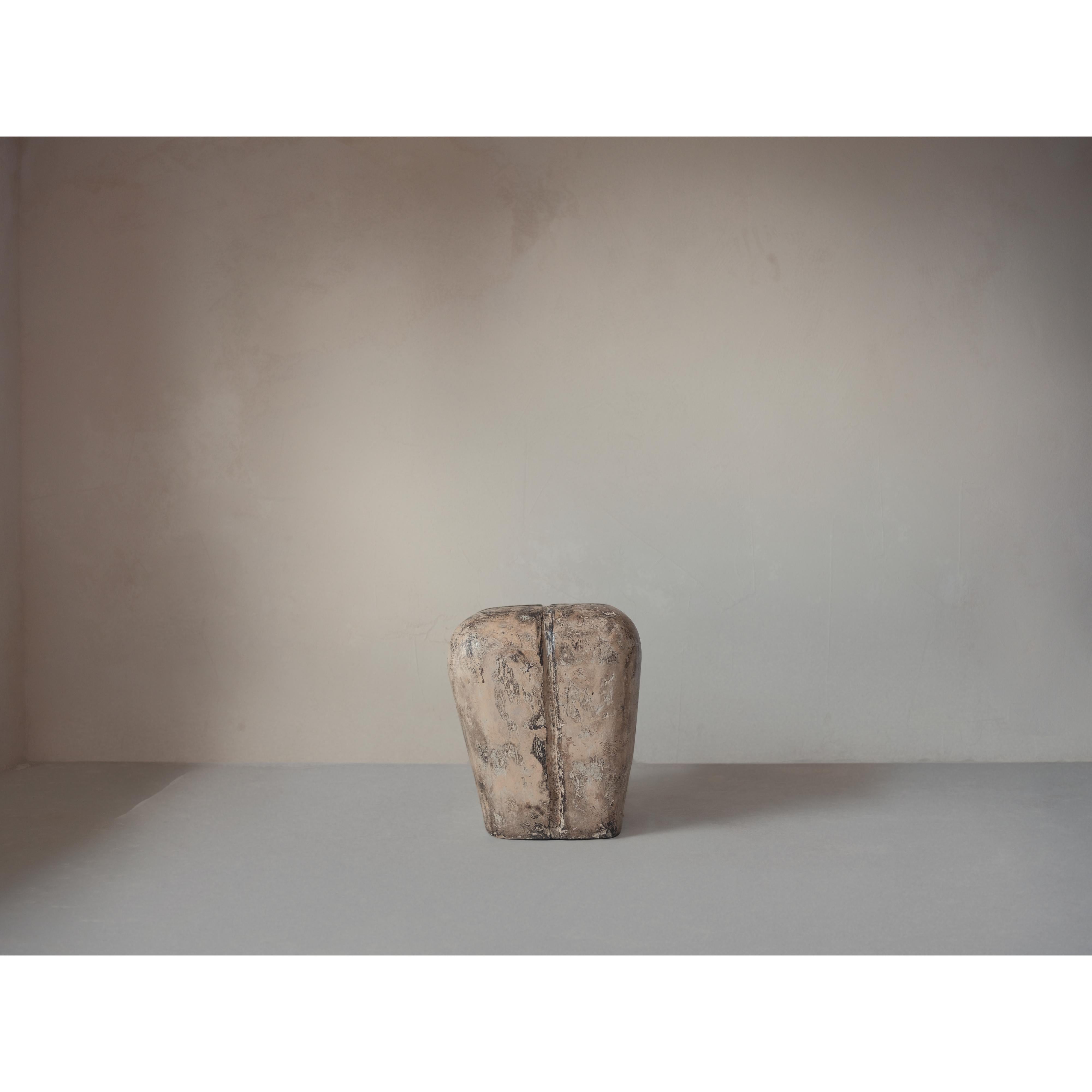 Ritual, Unique Side Table in Hemp Crete by Lucas Tyra Morten im Angebot 1