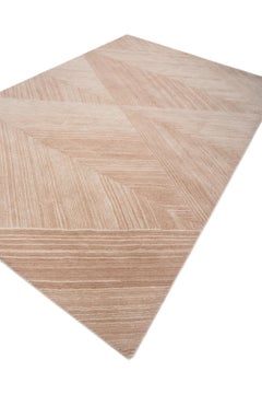 Ritzy Rhombus Geomatric Pink Tint 6x9 Ft Hand Tufted Rug For Living & Bed Room