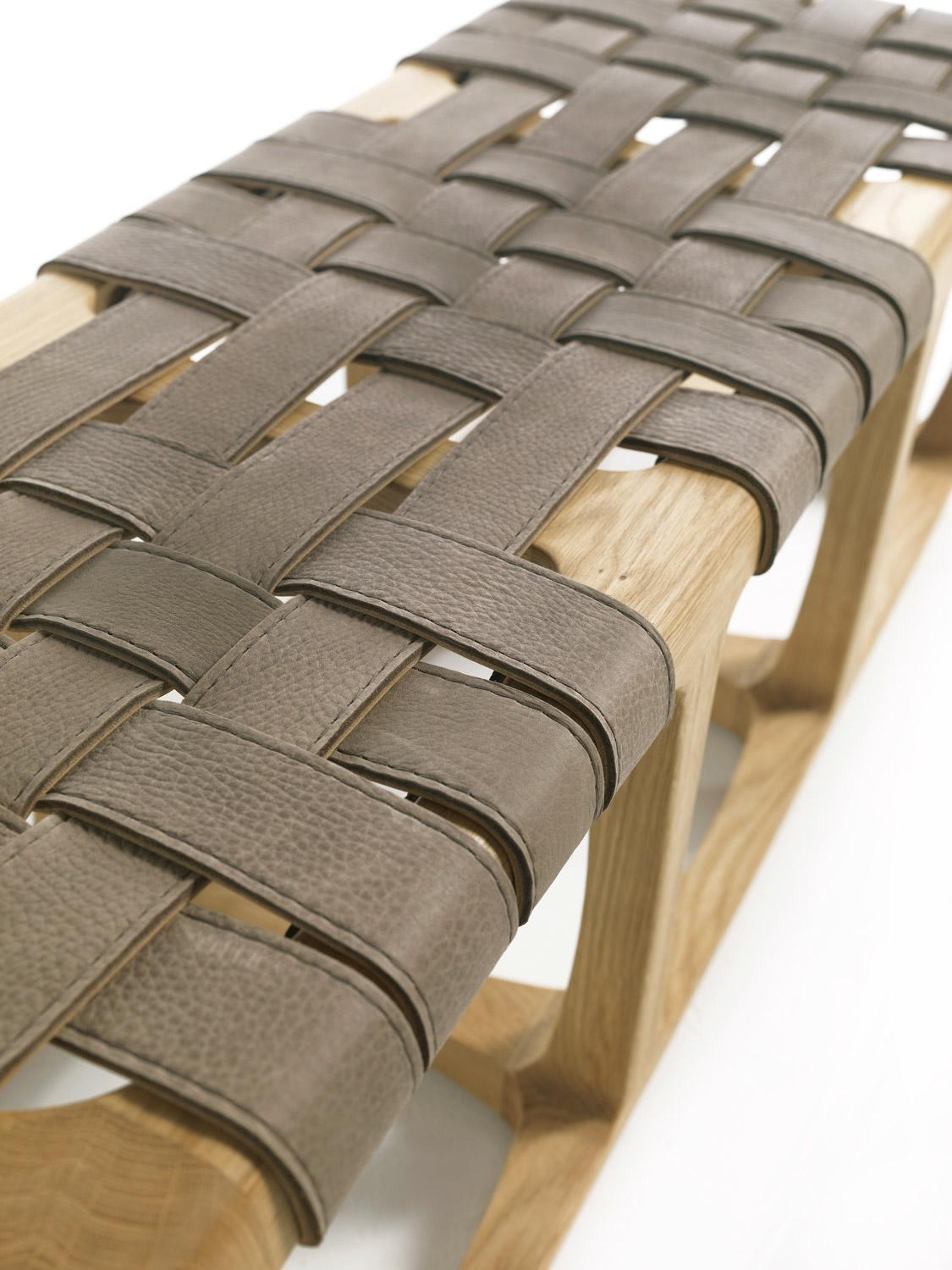 Contemporary Riva 1920 Bungalow Bench - Design by Jamie Durie, W 121 cm (47.6 in) For Sale