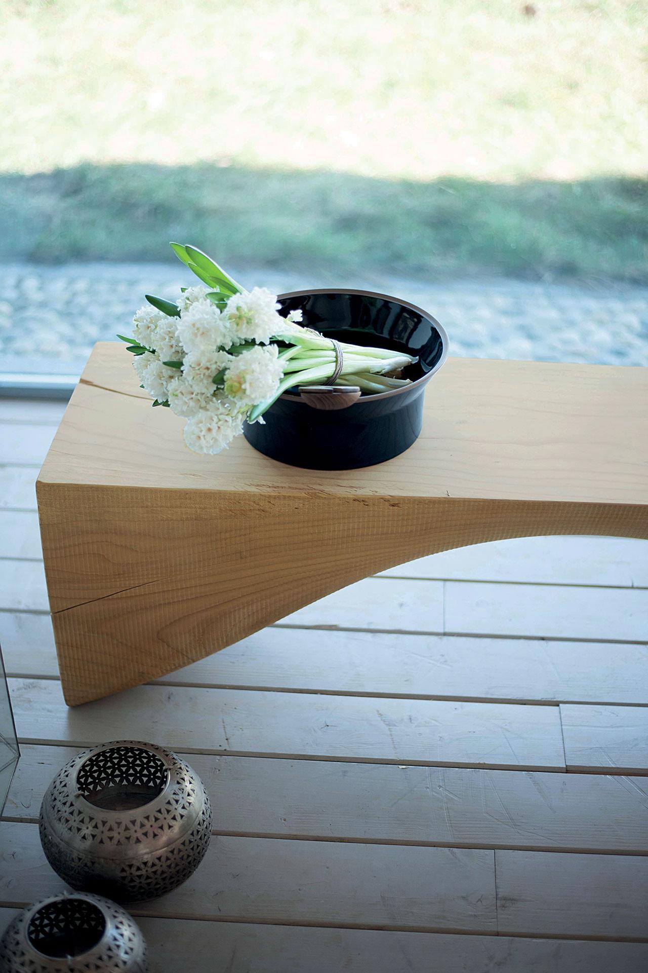 Riva 1920 Curve Bench – Design by Brodie Neill, W 180 cm (70.9 in) In condizioni Nuovo in vendita a Alcamo, IT
