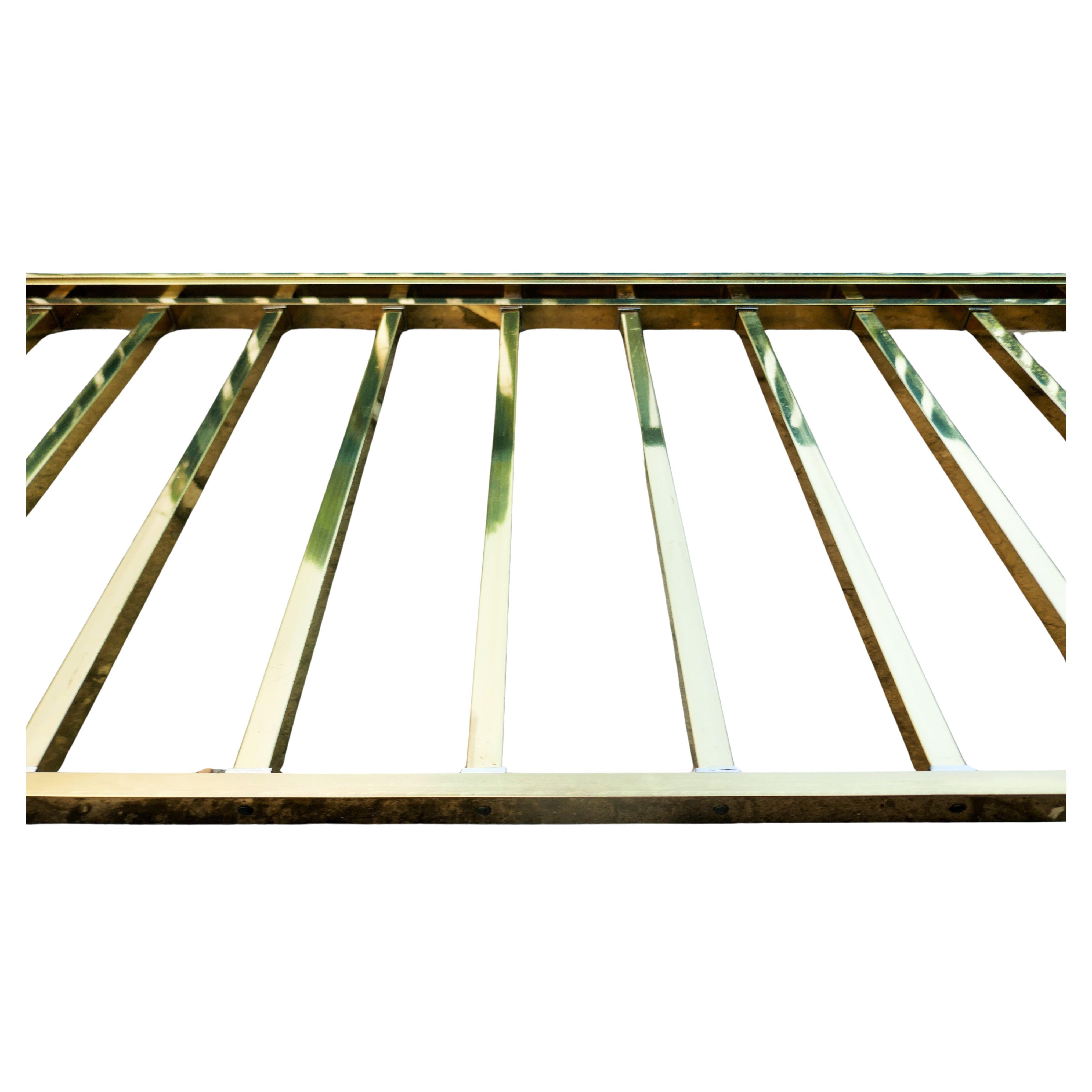 Riva di Cantù headboard.
Brass and steel with casters at the base.
Good condition.
Thank you.