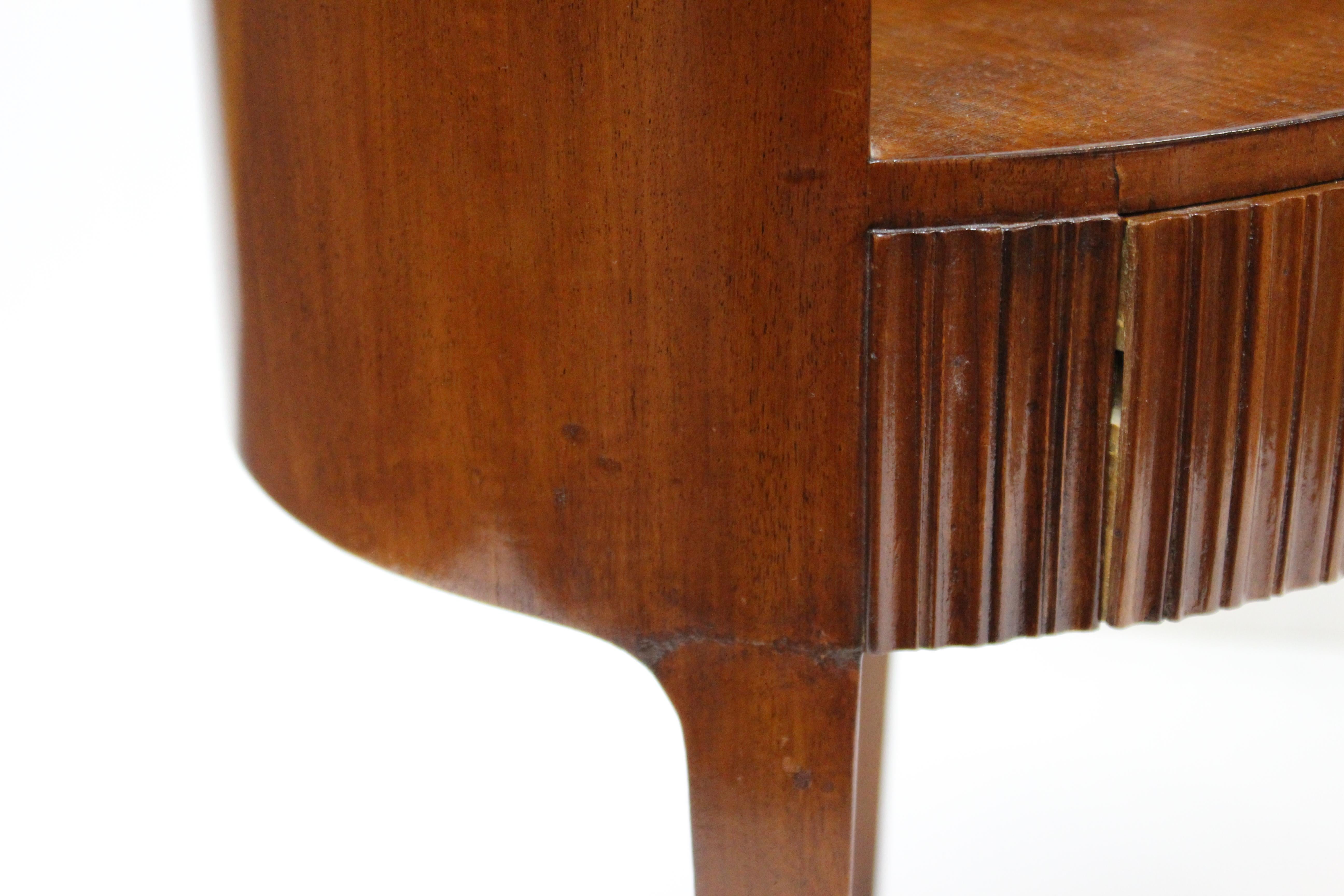 Riva Mobili D'Arte Italian Modernist Carved Wood Tripod Side or End-tables 11