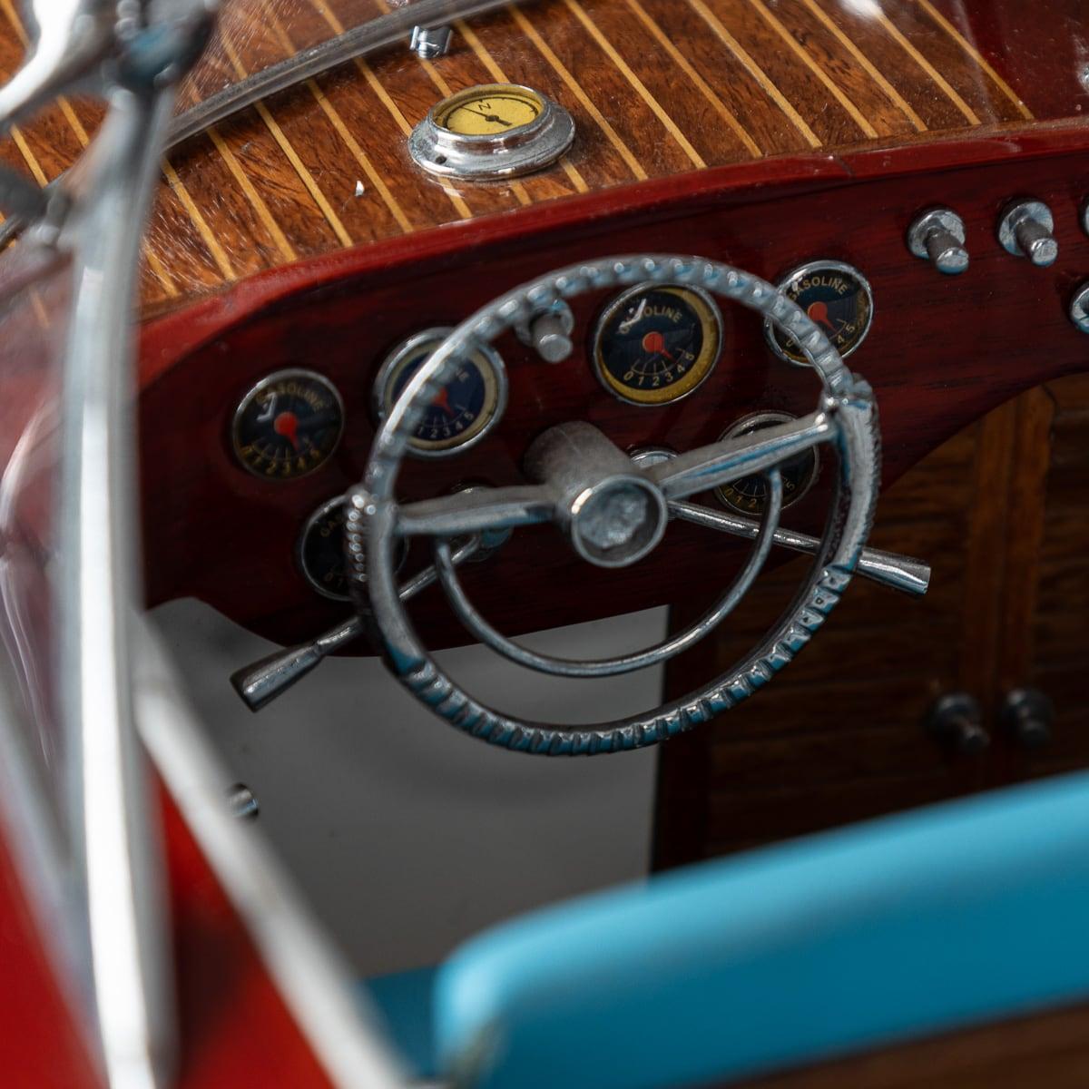 Speedboat Riva Tritone, fabriqué en Italie en vente 3