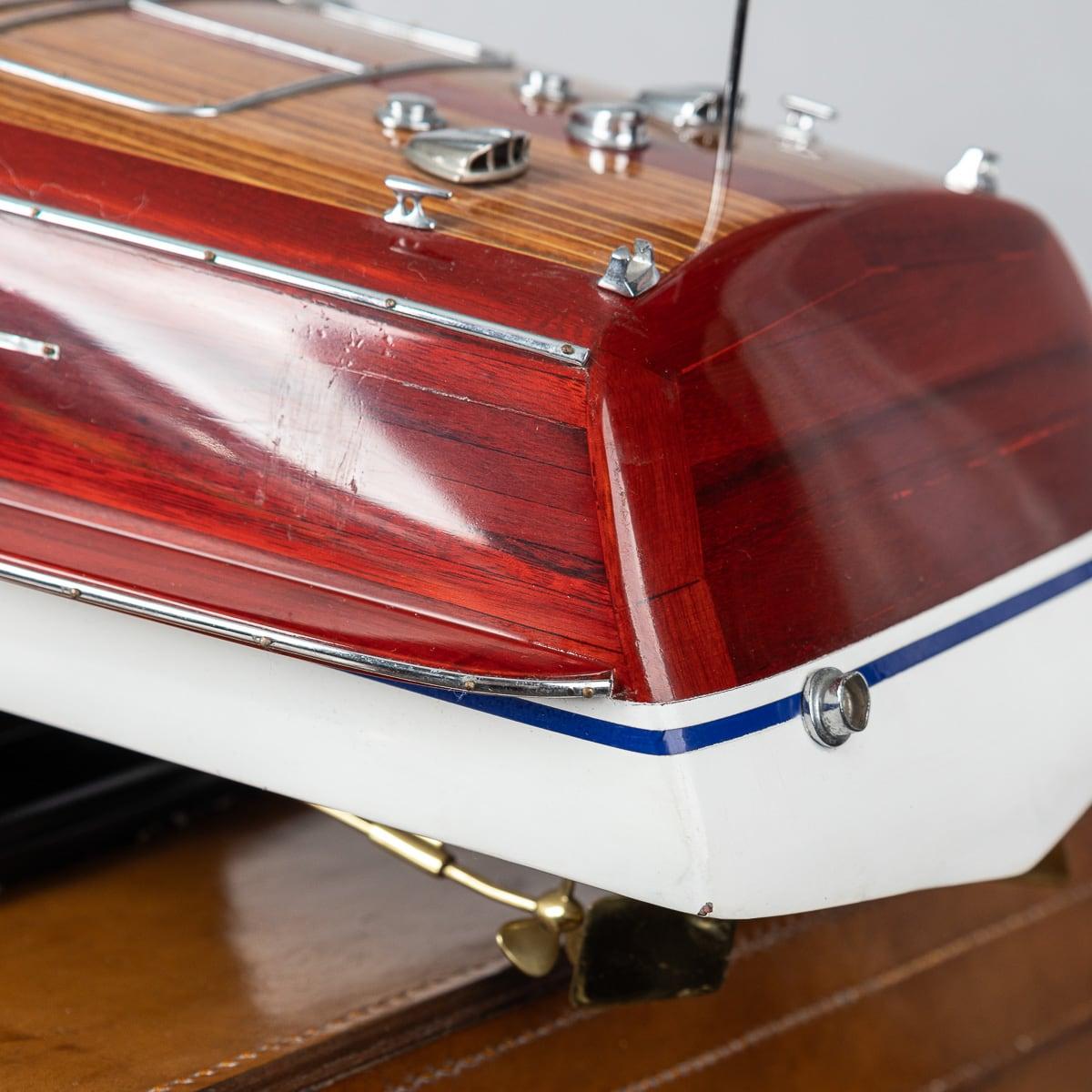Speedboat Riva Tritone, fabriqué en Italie en vente 10