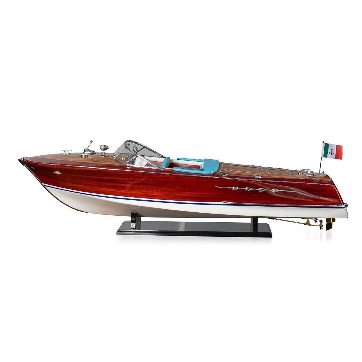 Autre Speedboat Riva Tritone, fabriqué en Italie en vente