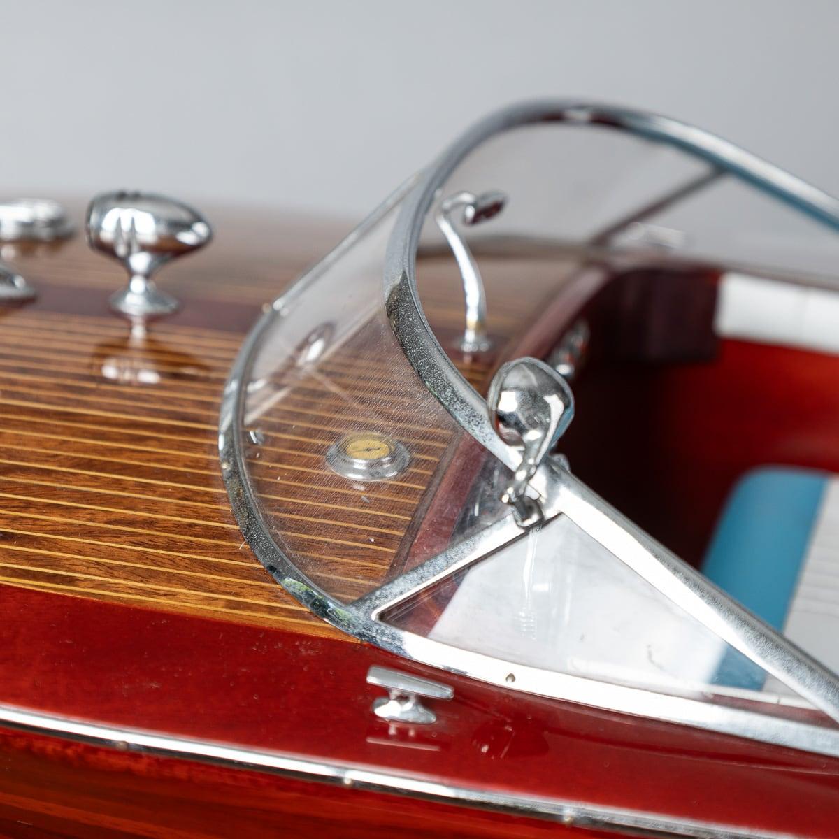 Métal Speedboat Riva Tritone, fabriqué en Italie en vente