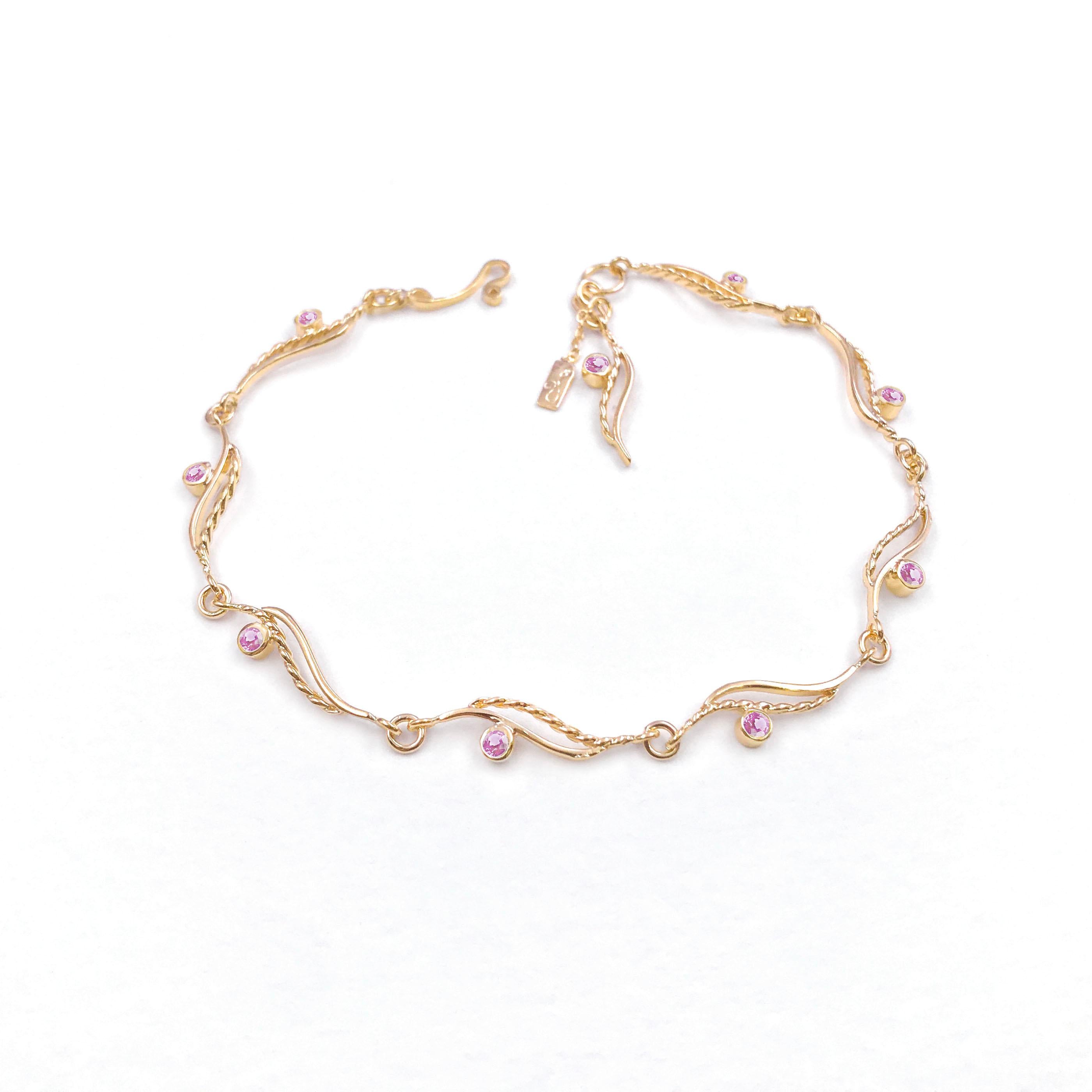 River-Rose-Twist-Flow Bracelet with Pink Sapphire 18 Karat For Sale 4