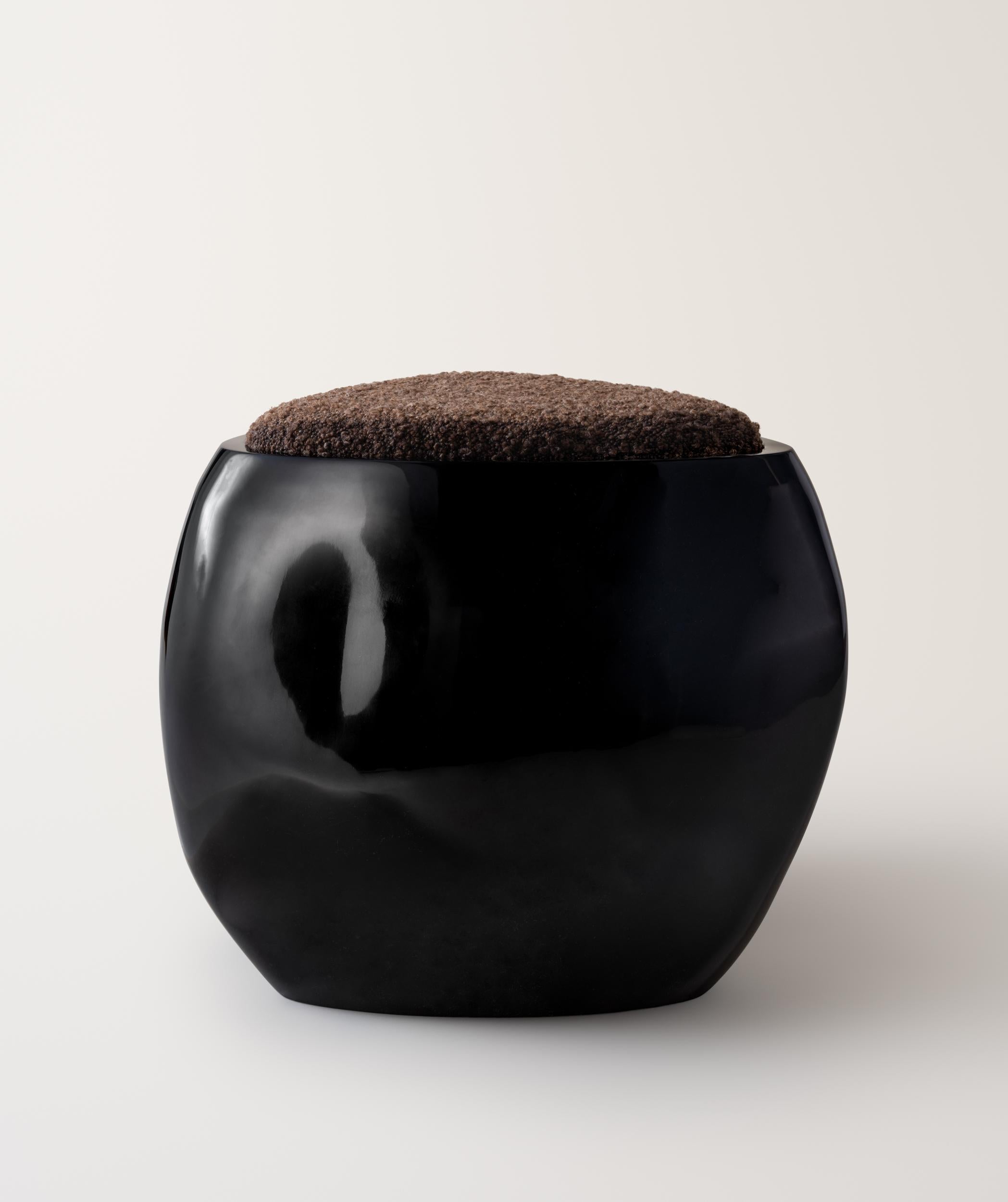 Contemporary River Stool in Black High Gloss with Boucle For Sale