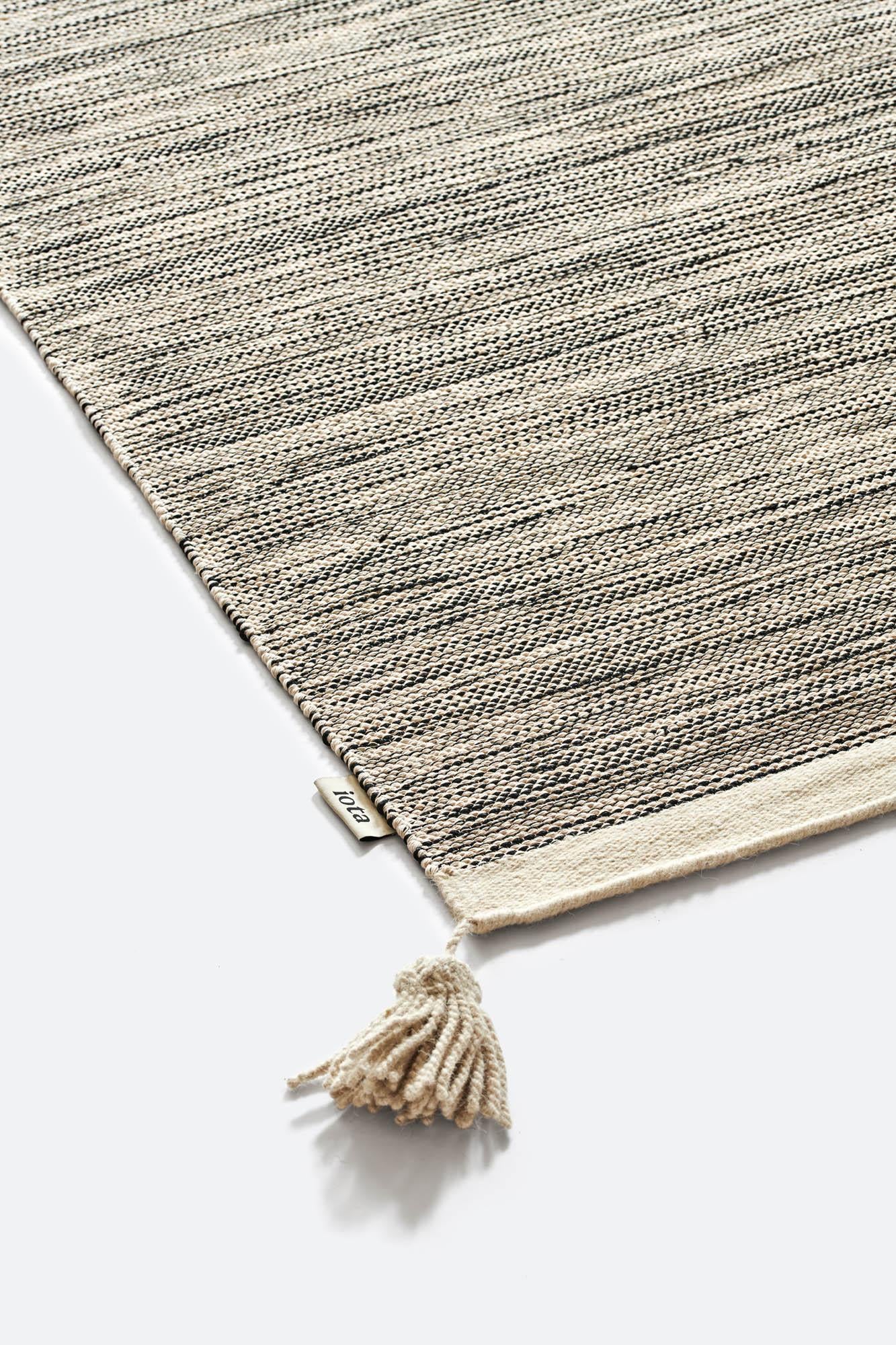 Hand-Crafted 'Rivers' 300x400 cm Handmade Woven Indoor Rug in Black Sand by Iota For Sale