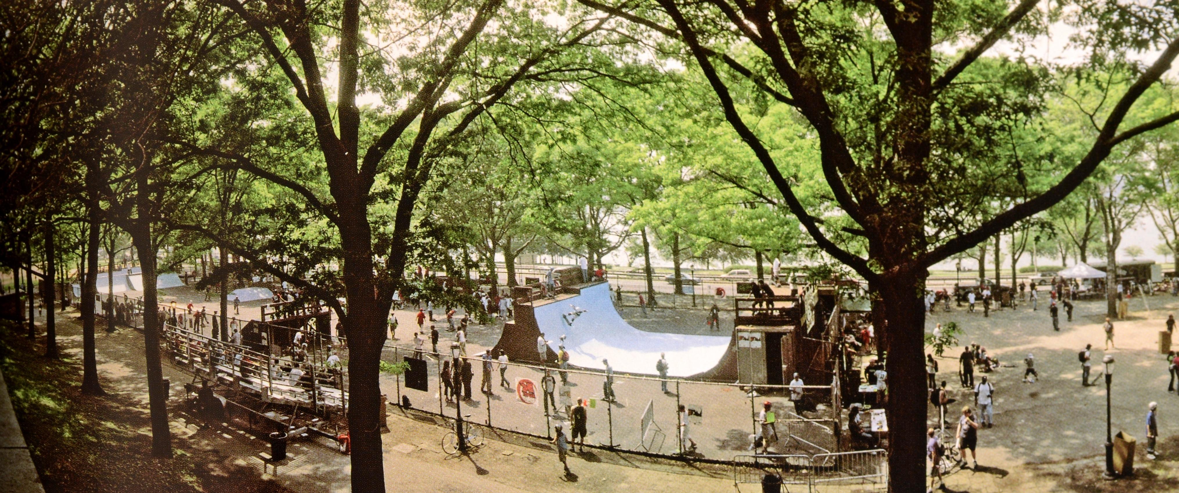 The Splendid Sliver d'Edward Grimm : Riverside Park, première édition en vente 6