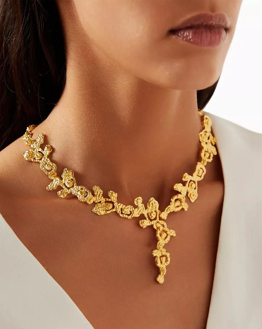 Donna Collana Riverstone in vendita
