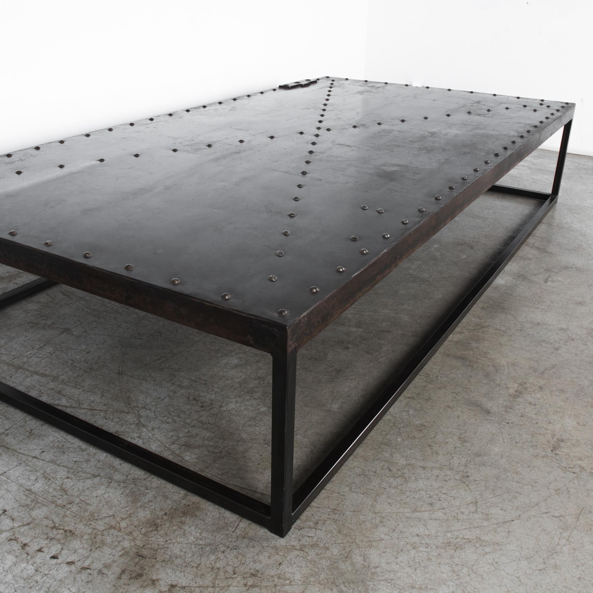 Riveted Iron Coffee Table In Good Condition In High Point, NC