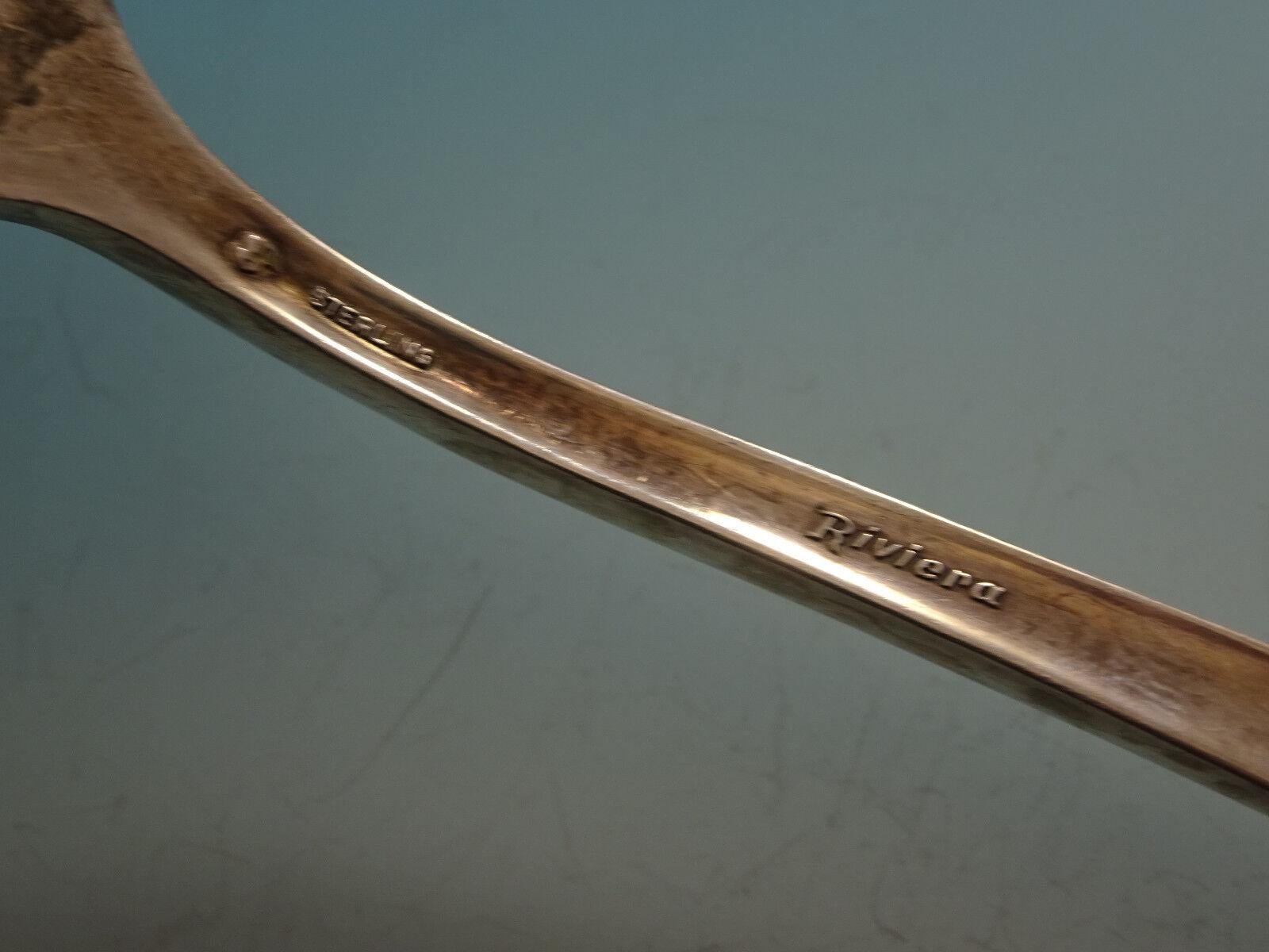 Riviera by International Sterling Set di posate in argento per 8 persone 32 pezzi In condizioni ottime in vendita a Big Bend, WI