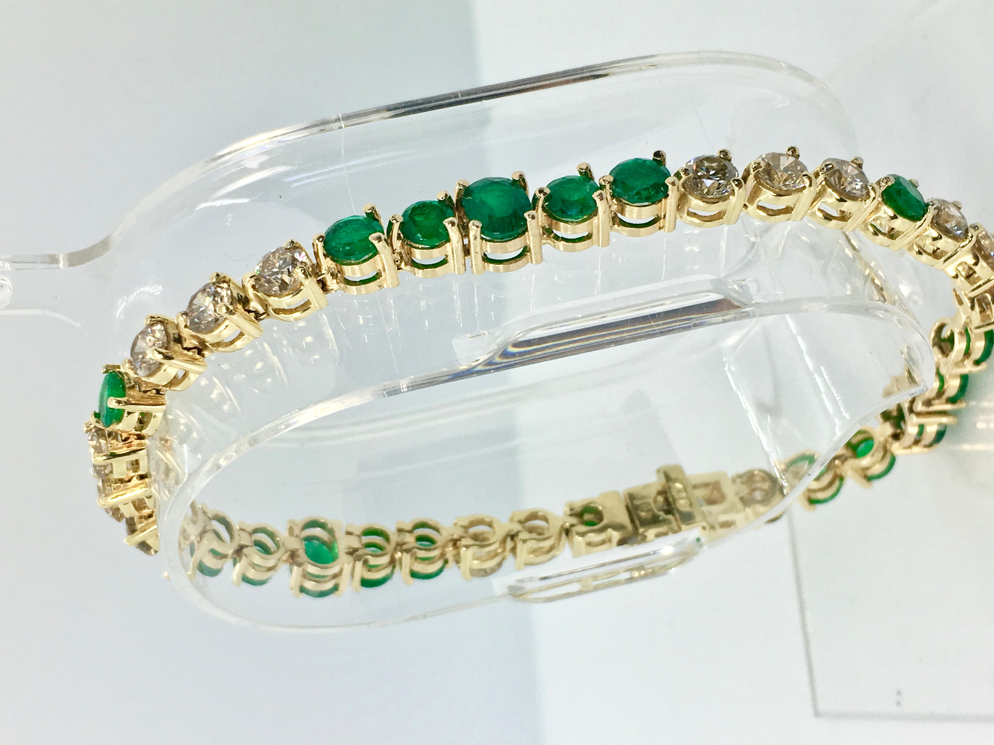 Contemporary Riviera Emerald and Diamond Bracelet