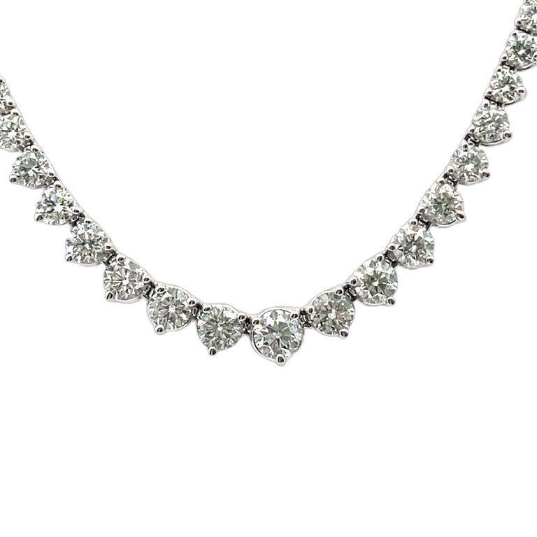 Taglio brillante Collana Riviera con incastonatura a tre punte 10,45 carati in oro bianco 14K in vendita
