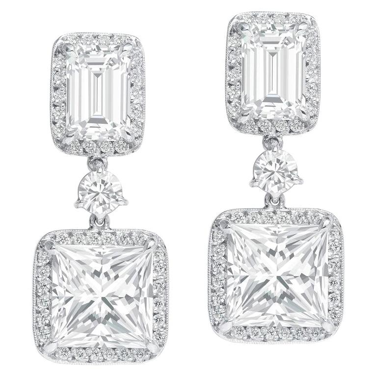Rivièra Platinum Princess and Emerald Diamond Drop Earrings For Sale