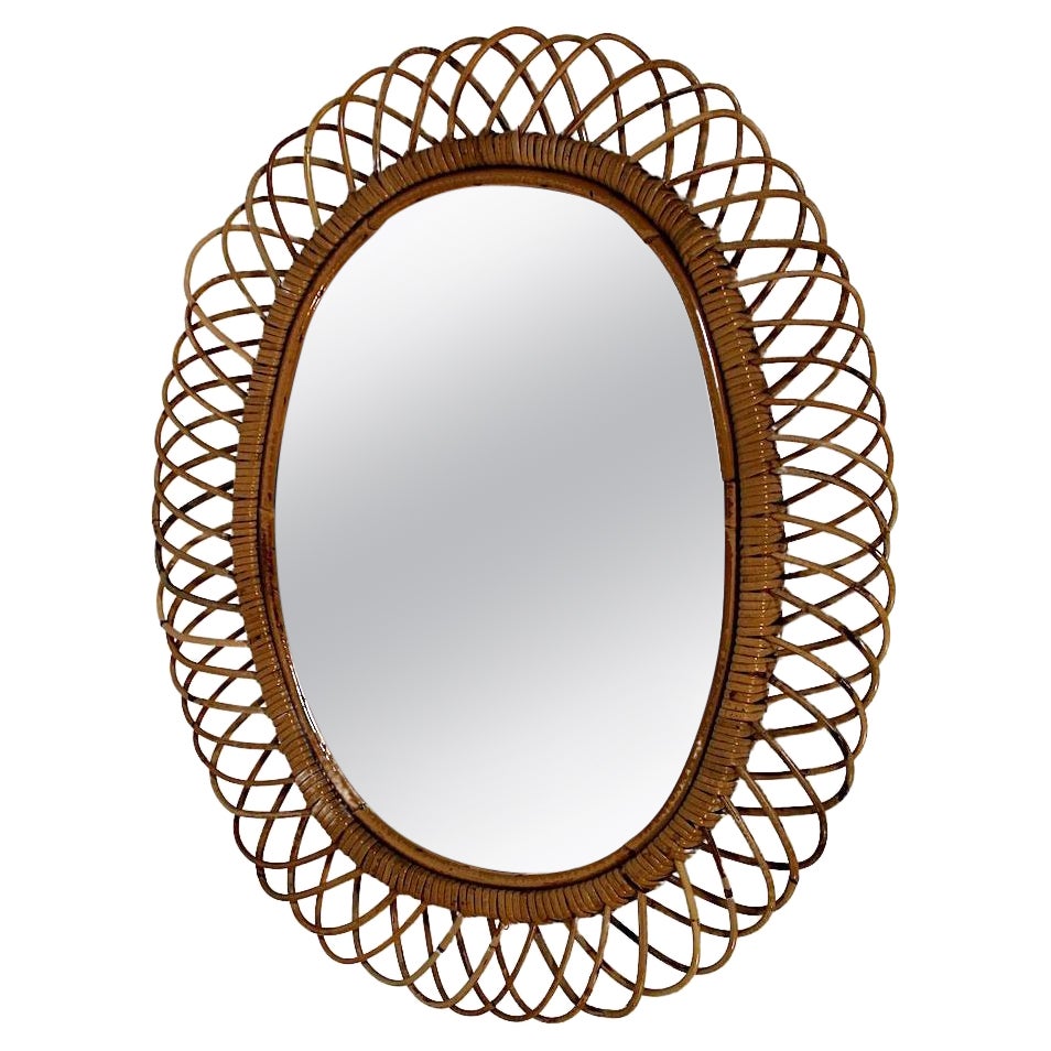 Specchio da parete ovale in rattan vintage stile Riviera Specchio Sunburst, anni '60, Italia