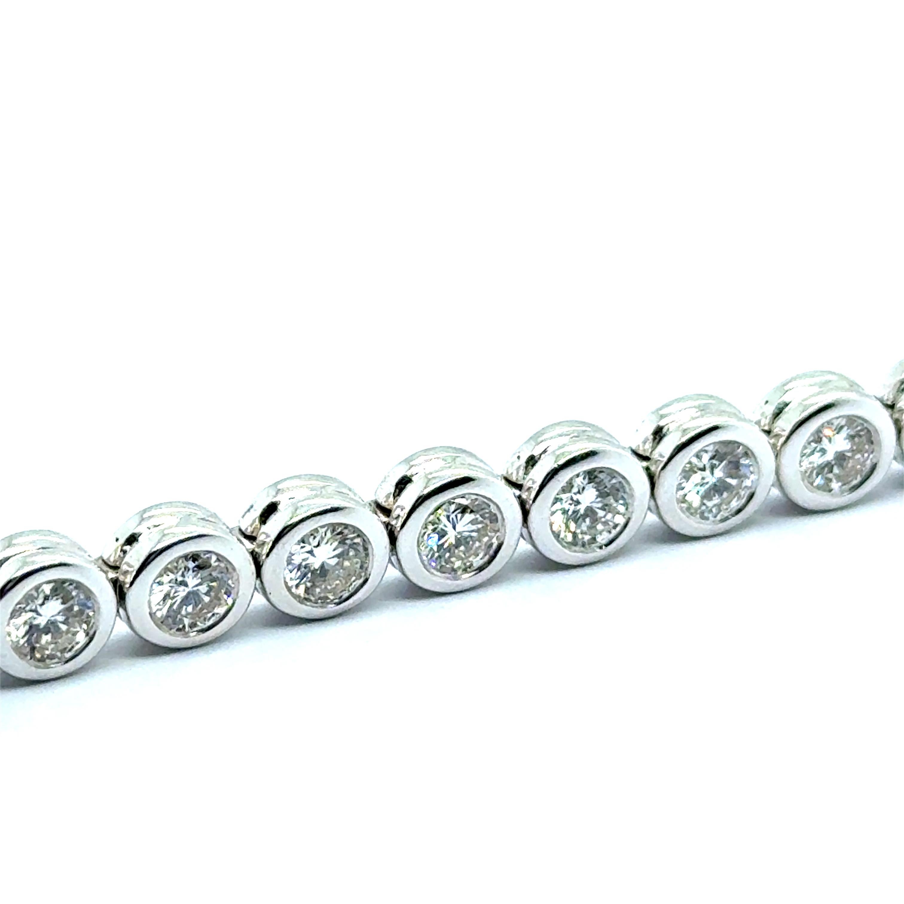 Riviere Bracelet with Diamonds in 18 Karat White Gold For Sale 7