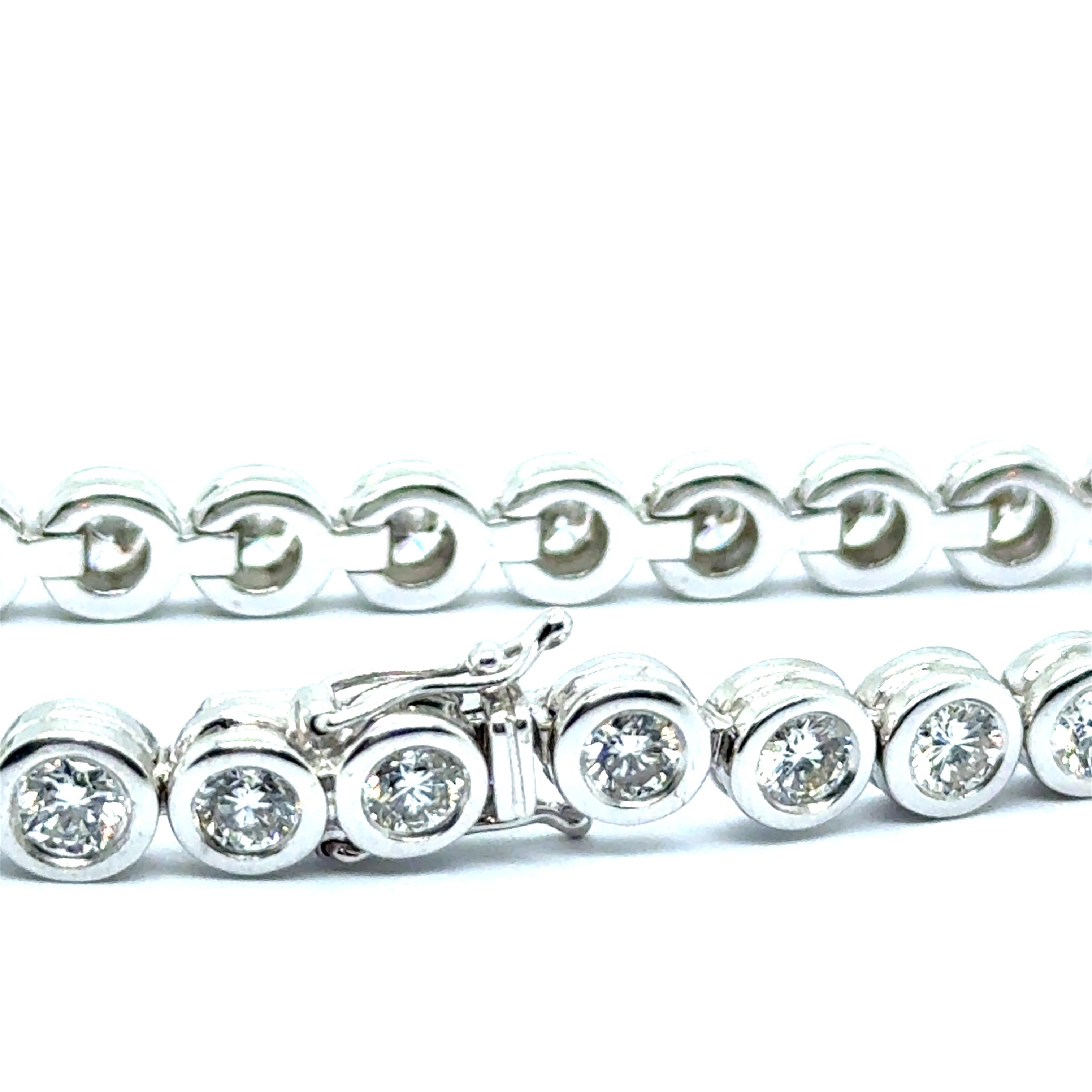 Riviere Bracelet with Diamonds in 18 Karat White Gold For Sale 11