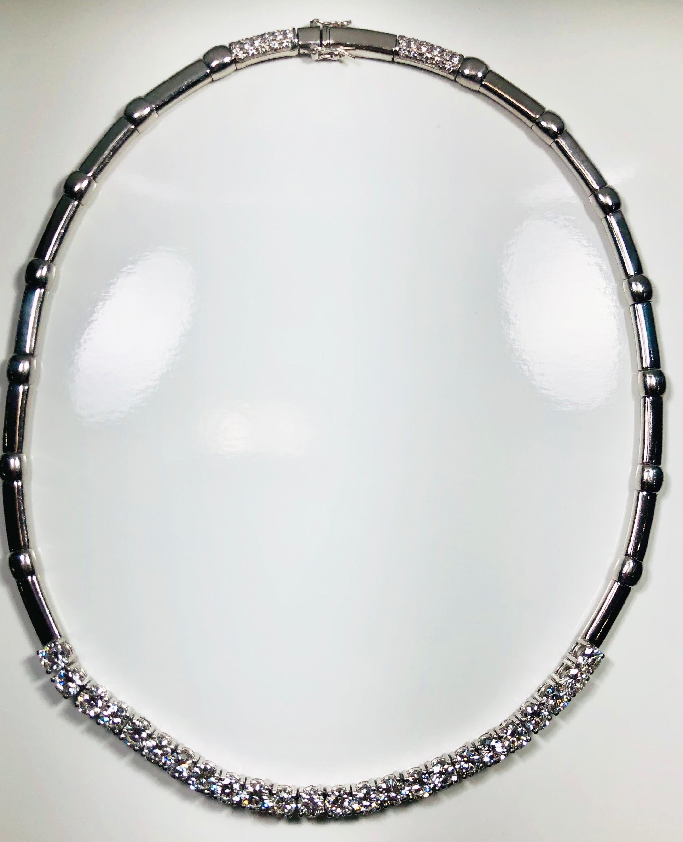 Beautiful Riviere of 24 diamonds set choker necklace with pavé of diamonds in closure 
24 high-color, 0.80ct brilliant-cut diamonds * totaling 19.2 carats, create a seamless river of bright-white flash and sparkle in this gorgeous necklace,