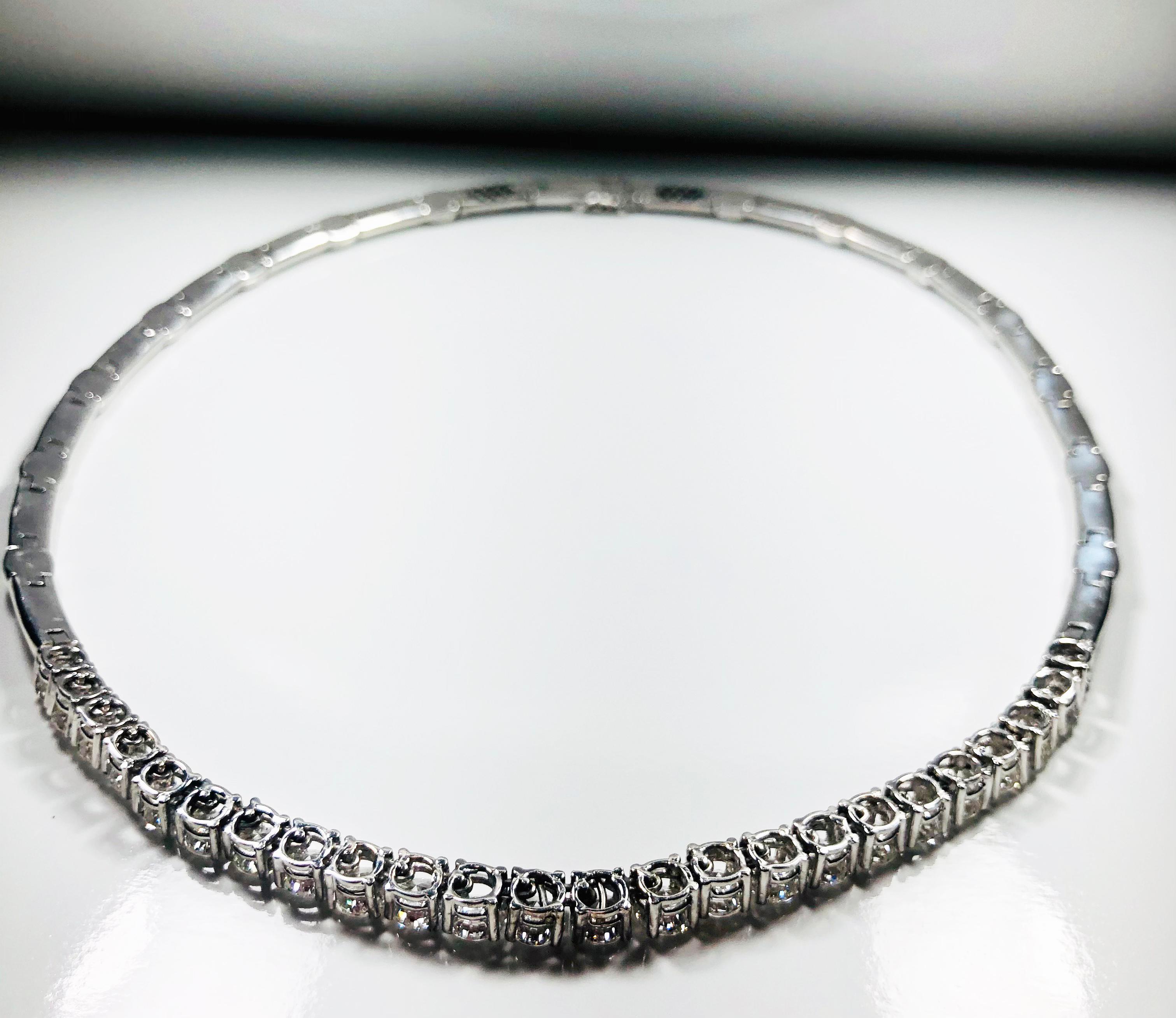 Contemporary Riviere Brilliant Cut Diamonds Choker Necklace in 18 Karat White Gold For Sale