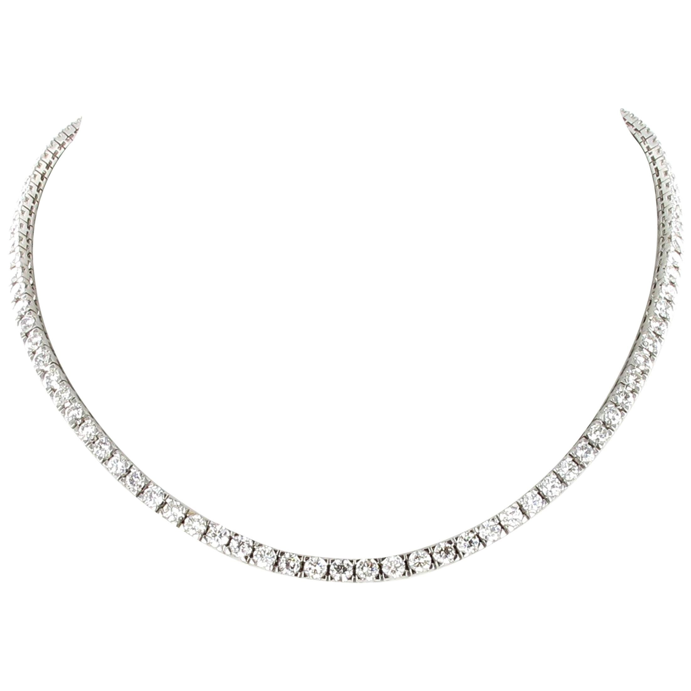 Collier de diamants Rivière en or blanc 18 carats en vente