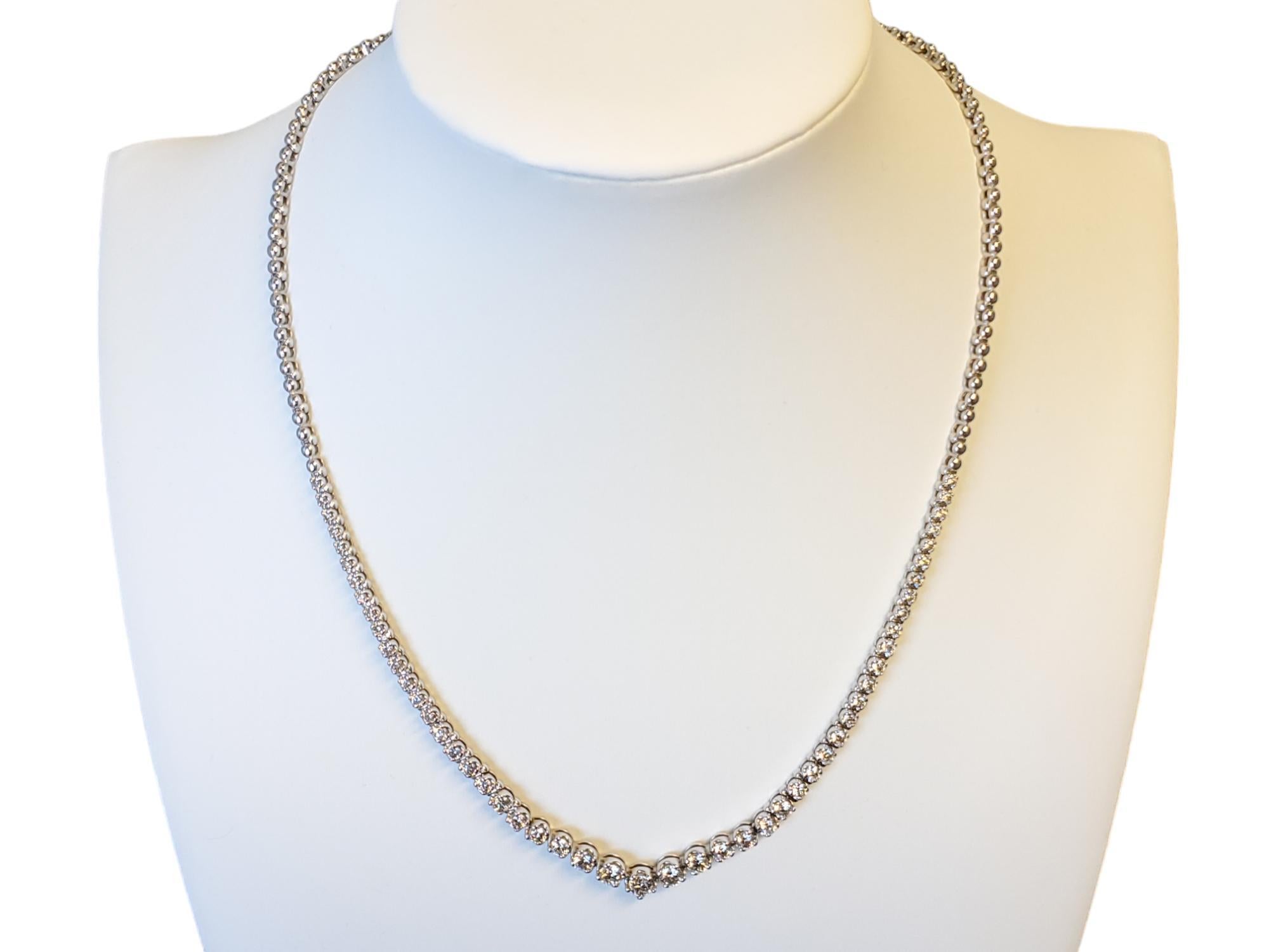 Riviera Necklace 10k White Gold 4tcw Natural Diamonds

Listed is this gorgeous riviera necklace in fabulous condition. This was very lightly worn, and features natural round brilliant diamonds starting at .33ct in the center and tapering all the way