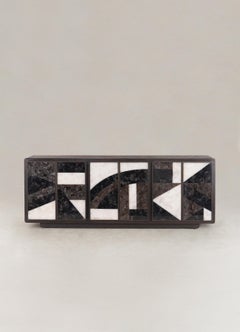 Mobile Rivoli in ottone con pietre semipreziose, Viya di Vikram Goyal