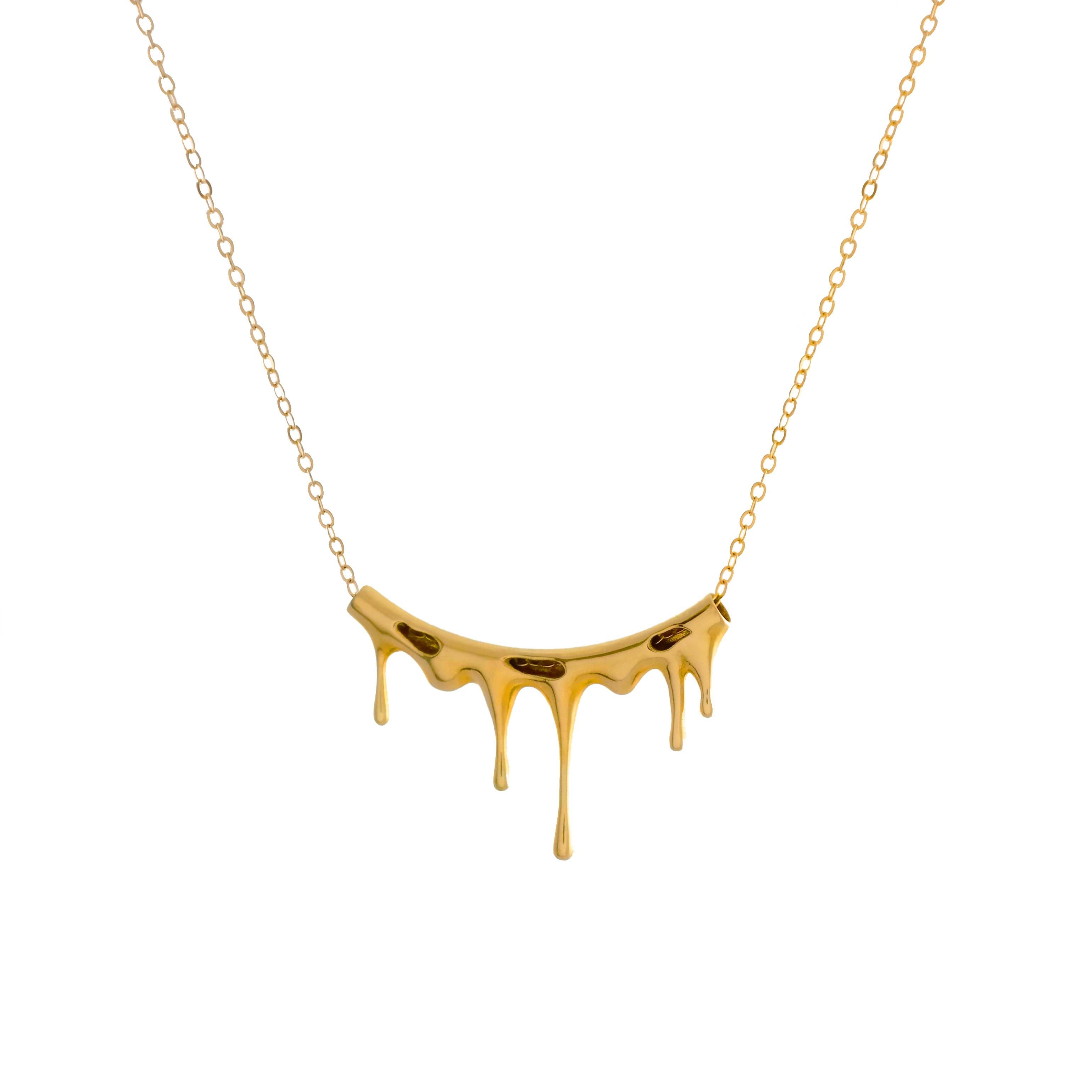 Dripping 24k Gold Vermeil Necklace

Premium Quality Materials:
• 24K Gold Vermeil: Made in 925 Sterling Silver and coated with a thick layer of 24K Gold to 2.5 Microns thickness
• Pendant: Approximately 52mm (2in) Wide by 38mm (1.5in) High
• Chain:
