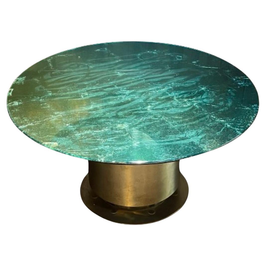 Table centrale des éditions Rizo Getsumei en verre artisanal et métal en vente