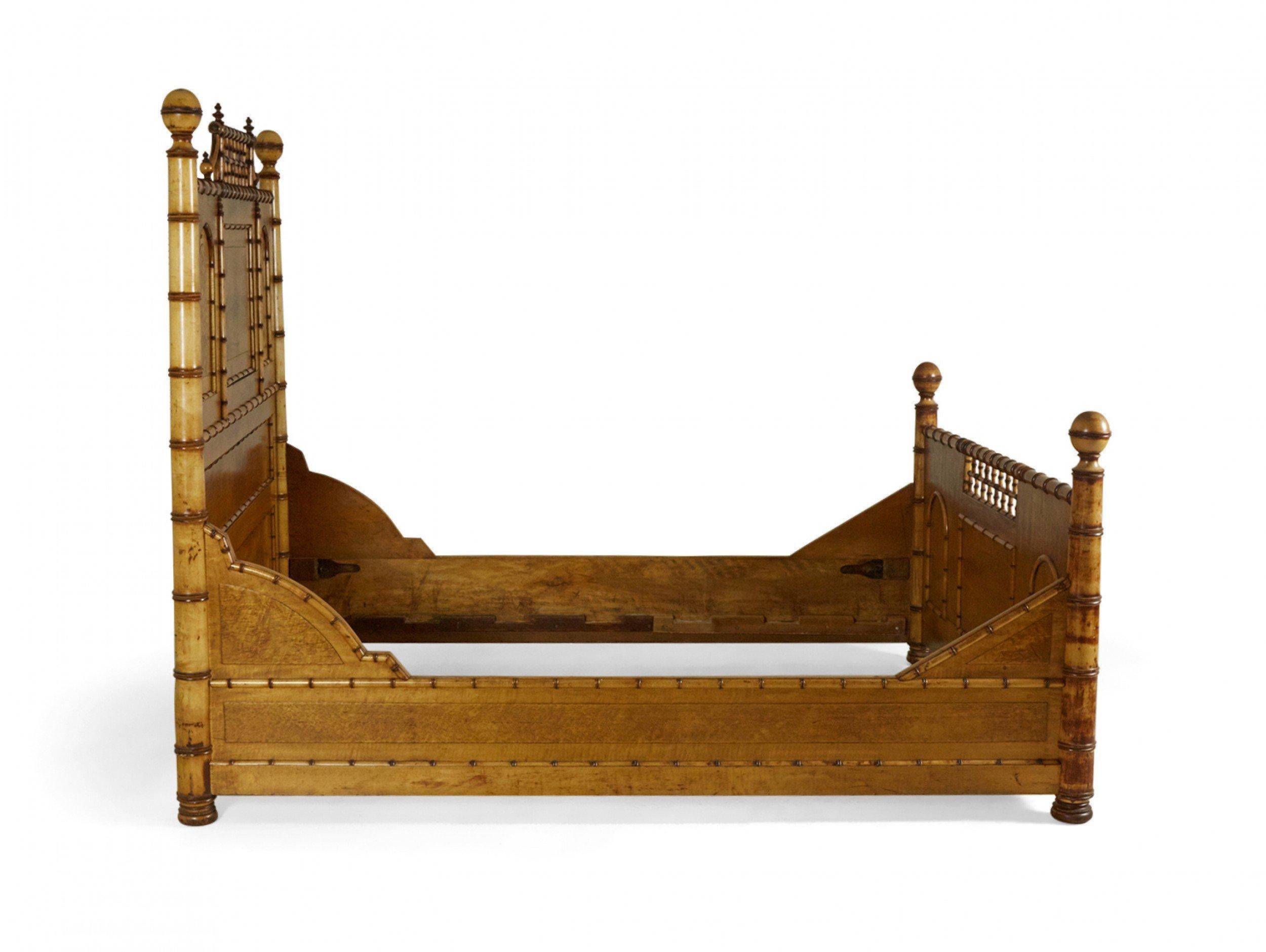 R.J. Horner Aesthetic Movement Faux Bamboo Birdseye Maple Full Bed In Good Condition For Sale In Queens, NY