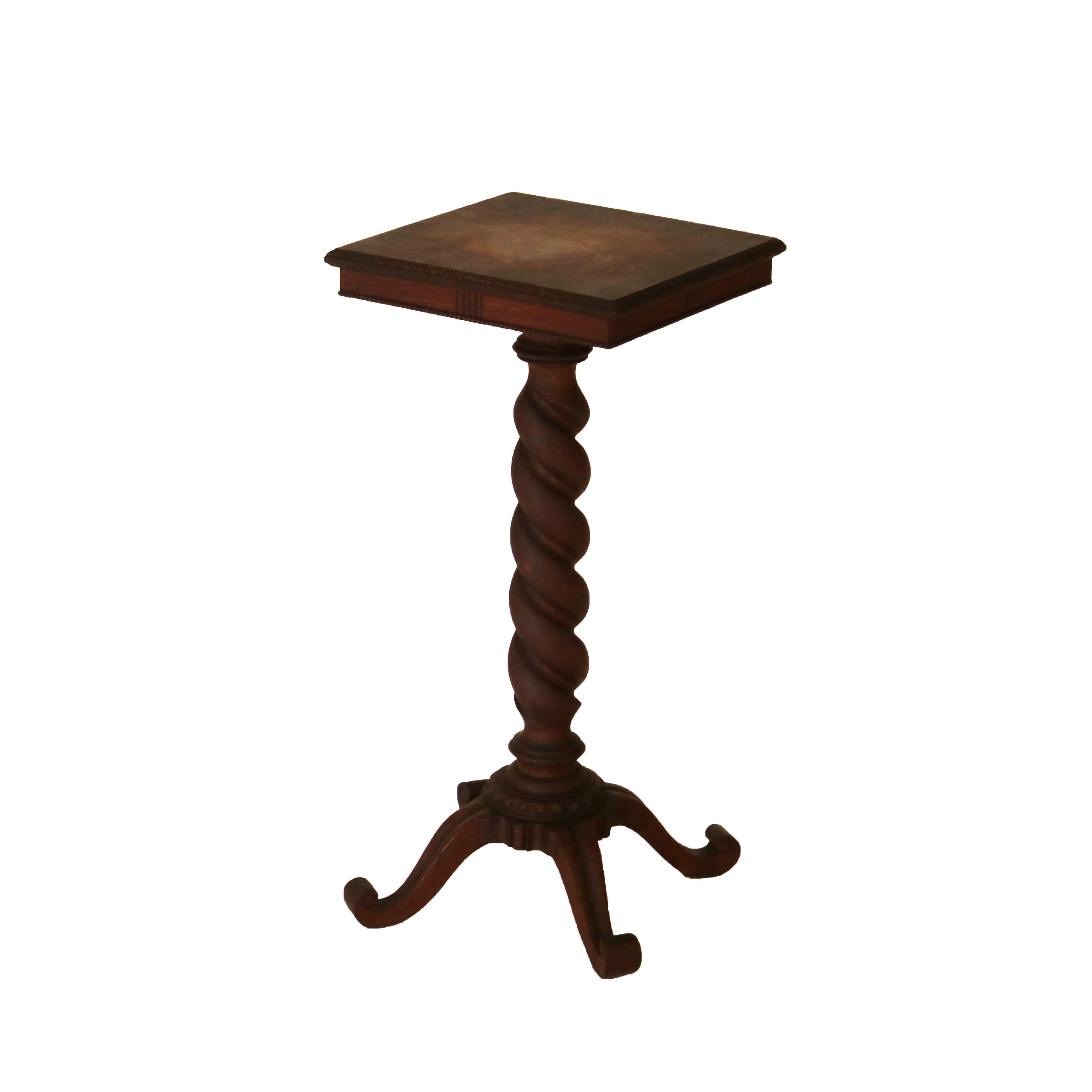 RJ Horner Arts and Crafts Oak Barley Twist Sculpture/Plant Pedestal C1920 In Good Condition In Big Flats, NY