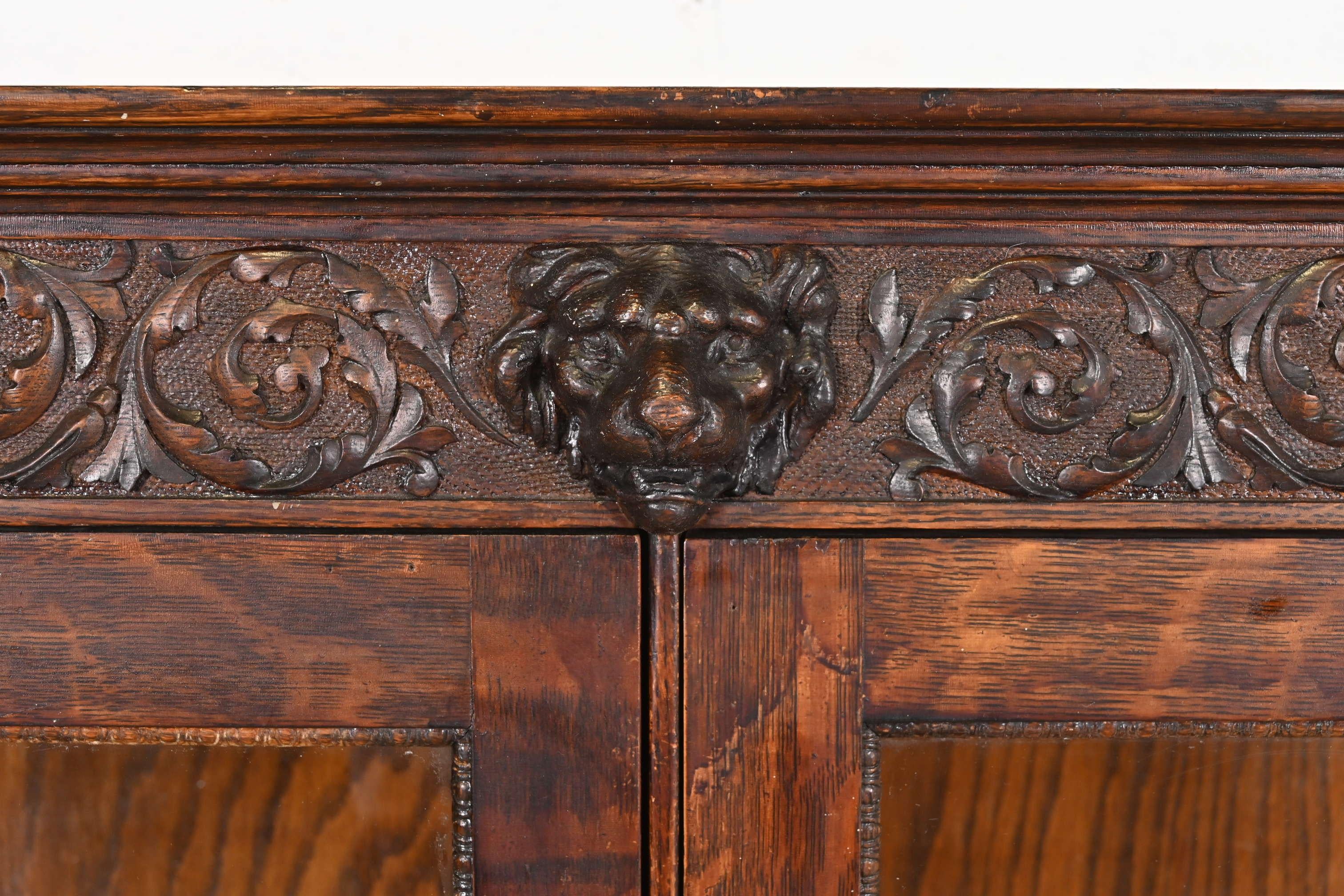 R.J. Horner Style American Empire Carved Oak Double Bookcase, Circa 1890 2