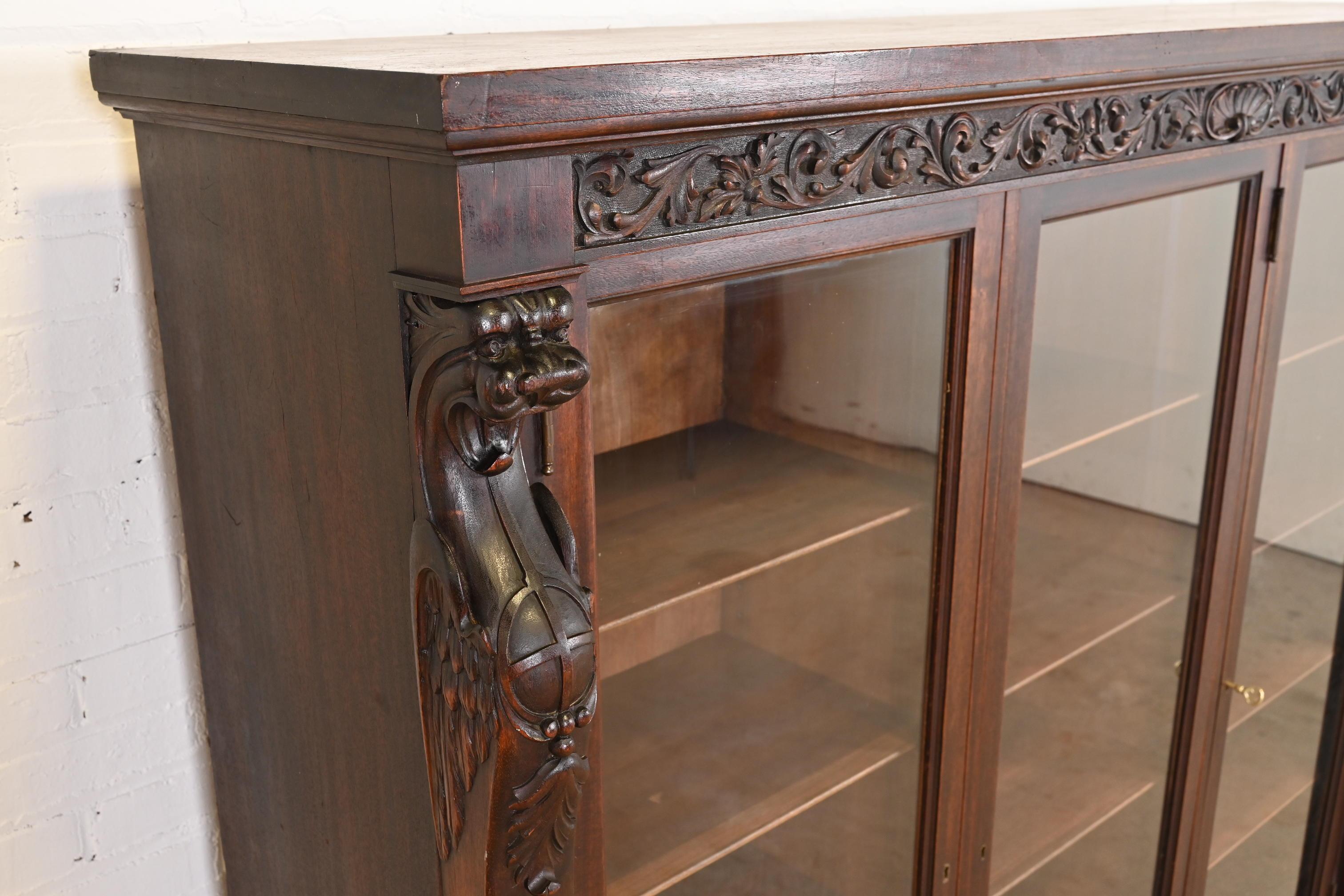 R.J. Horner Victorian Mahogany Triple Bookcase with Carved Griffins, circa 1890 2