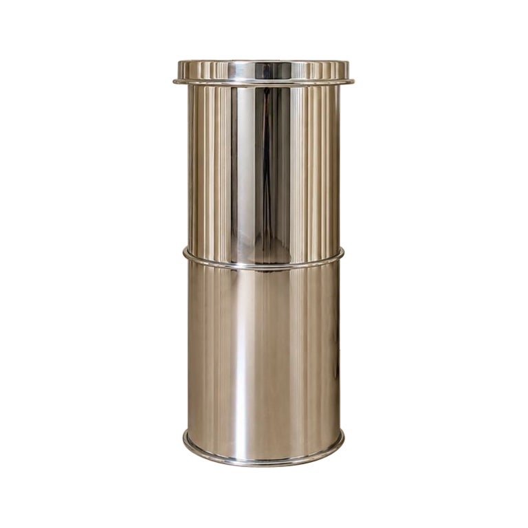 RL 08 Cylindrical Pedestal in Mirror-Polished Aluminum by CASPAL For Sale
