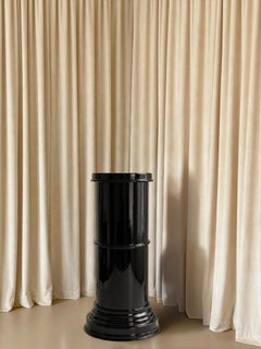 RL 09 Cylindrical Pedestal in Licorice Glossy Varnished Aluminum by CASPAL