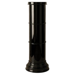 RL 10 Cylindrical Pedestal in Licorice Glossy Varnished Aluminum by CASPAL