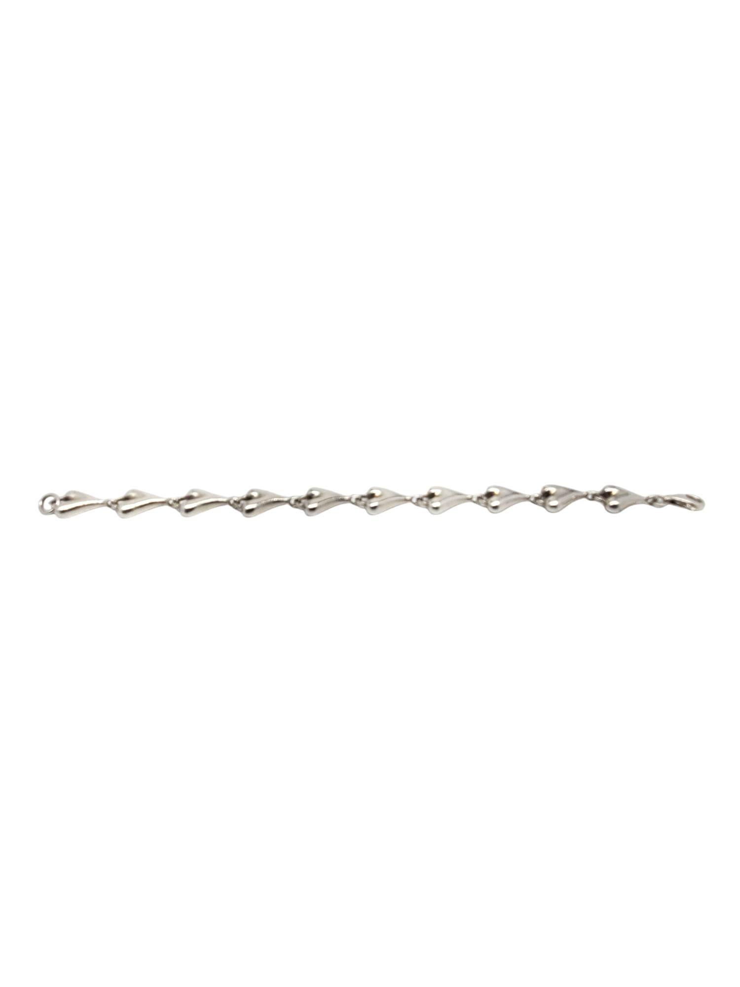 Bracciale A Link con cuore in argento Sterling #21030 di RLM Studio In condizioni buone in vendita a Washington Depot, CT